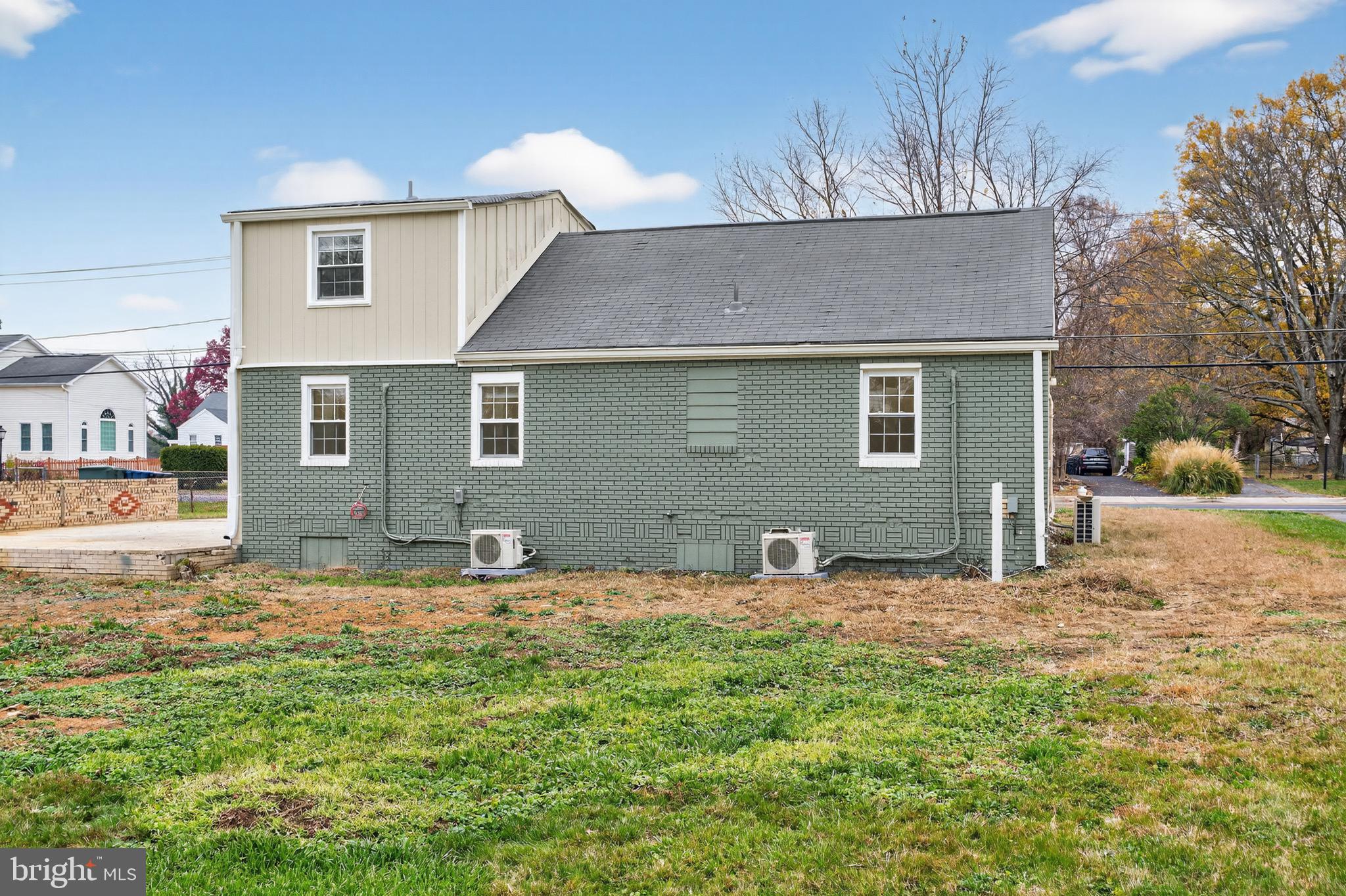 ALEXANDRIA - Residential