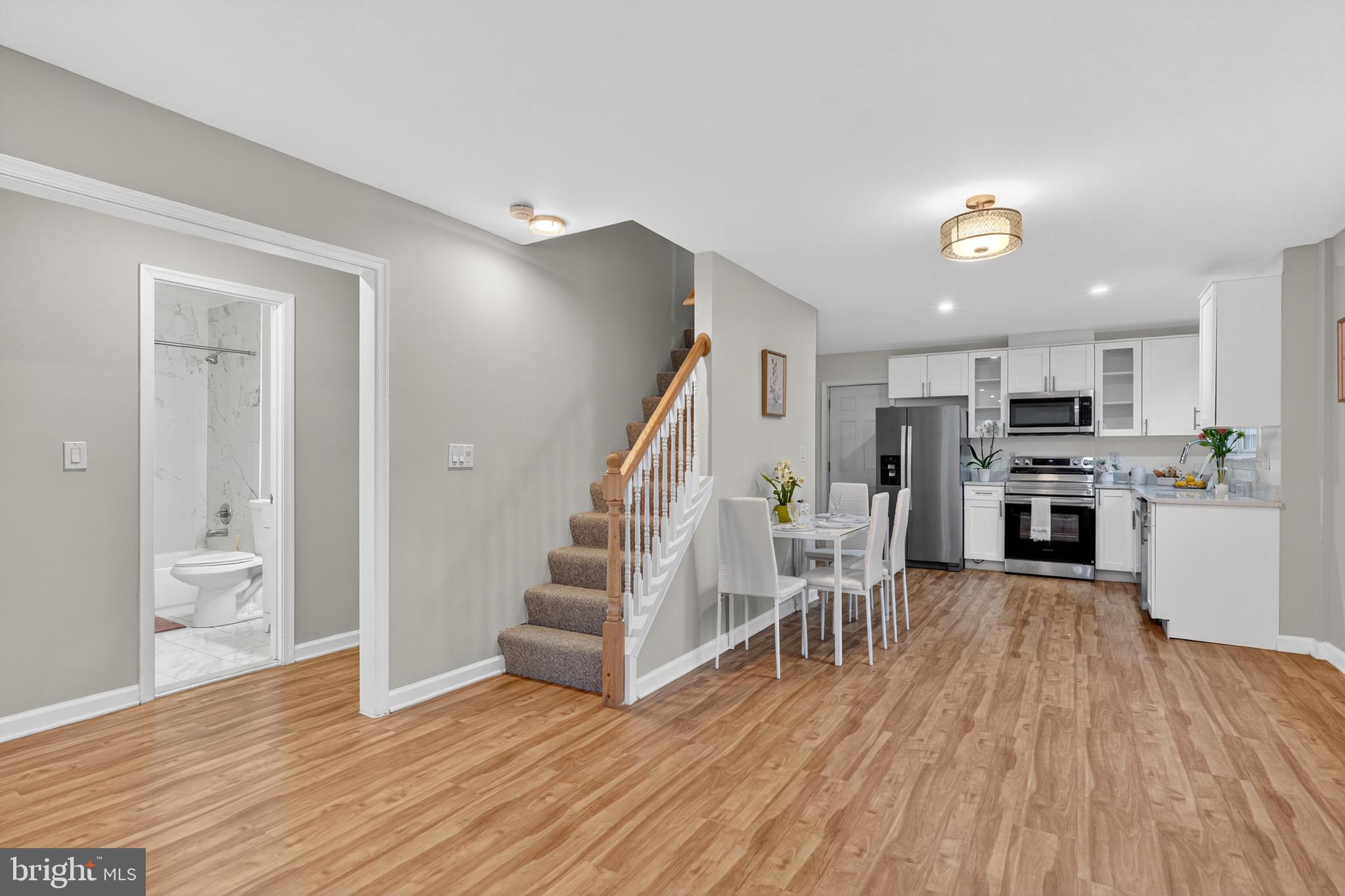 3421 MEMORIAL STREET