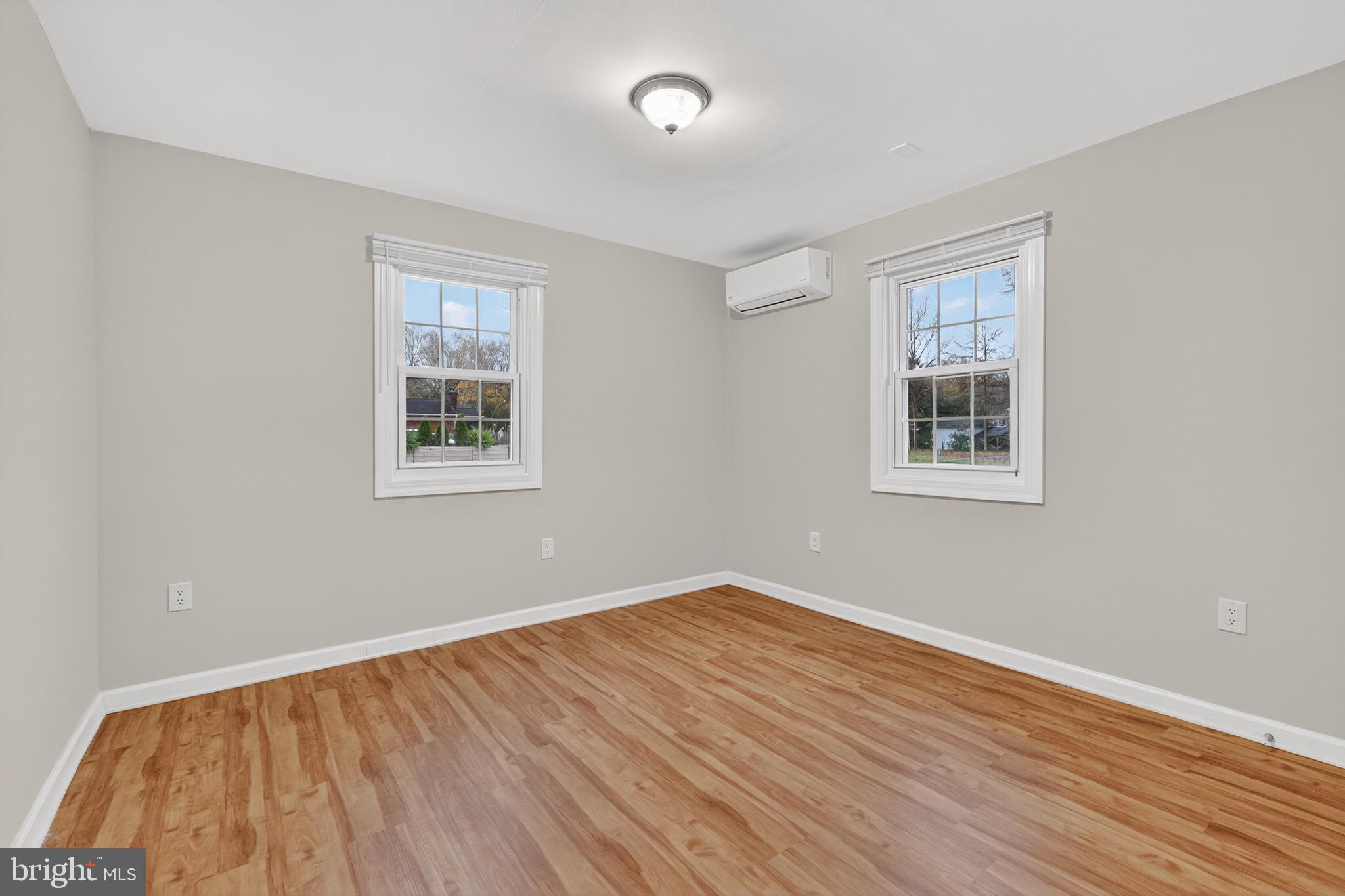 ALEXANDRIA - Residential