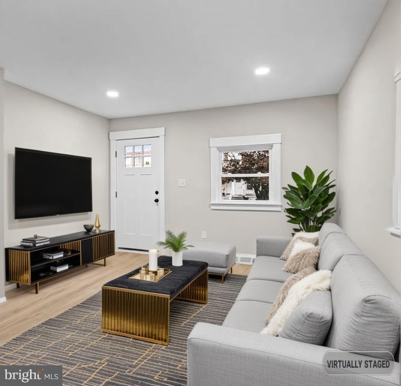 313 LINDEN AVENUE