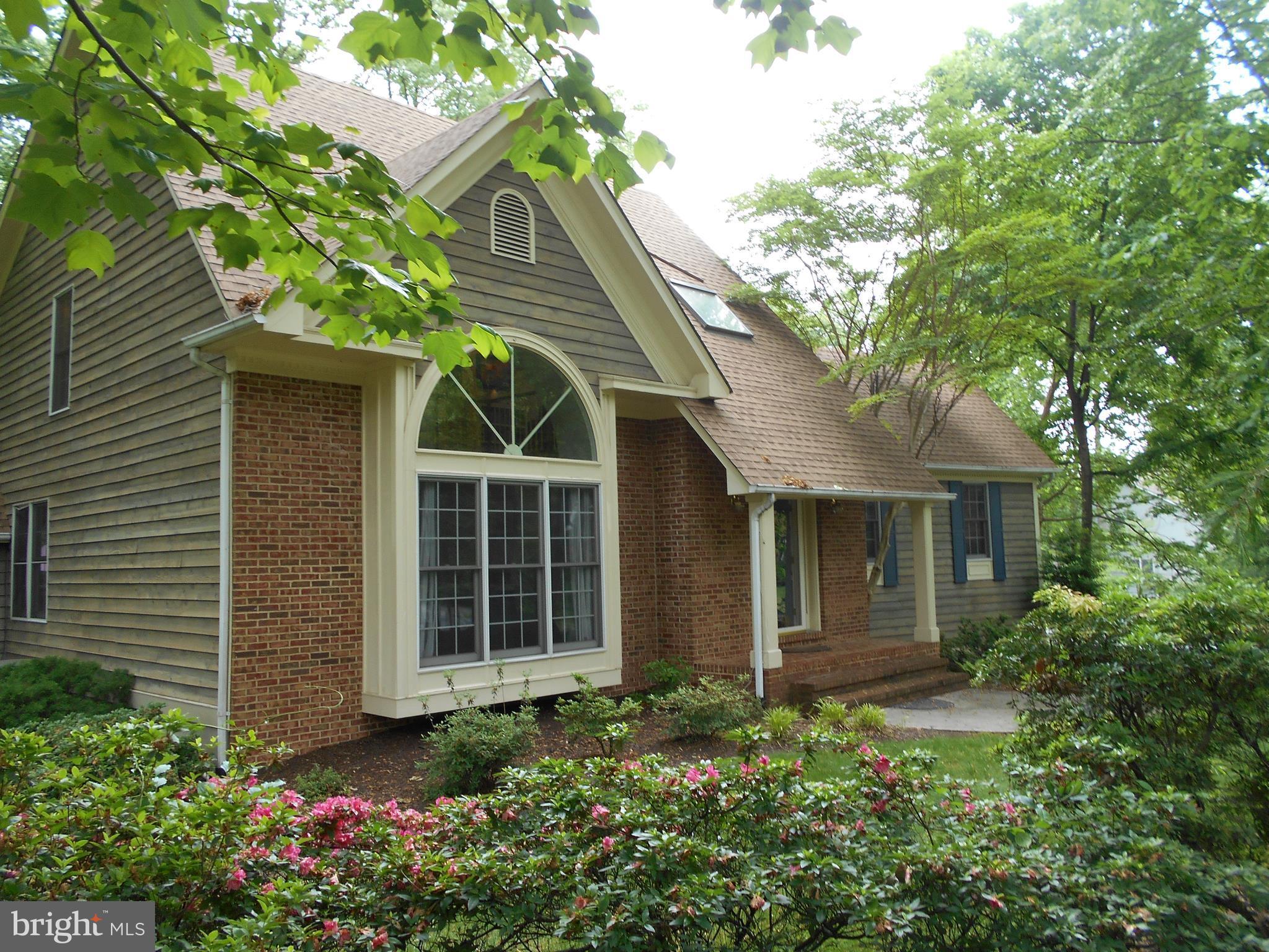 STONINGTON - Residential Lease