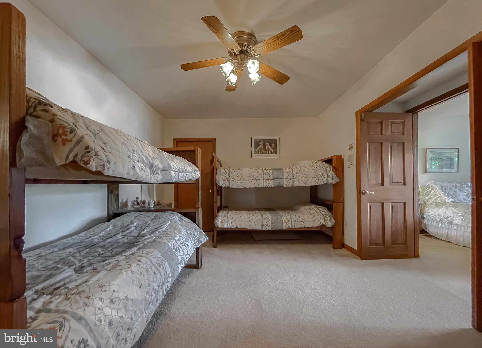 DRUM POINT - Residential