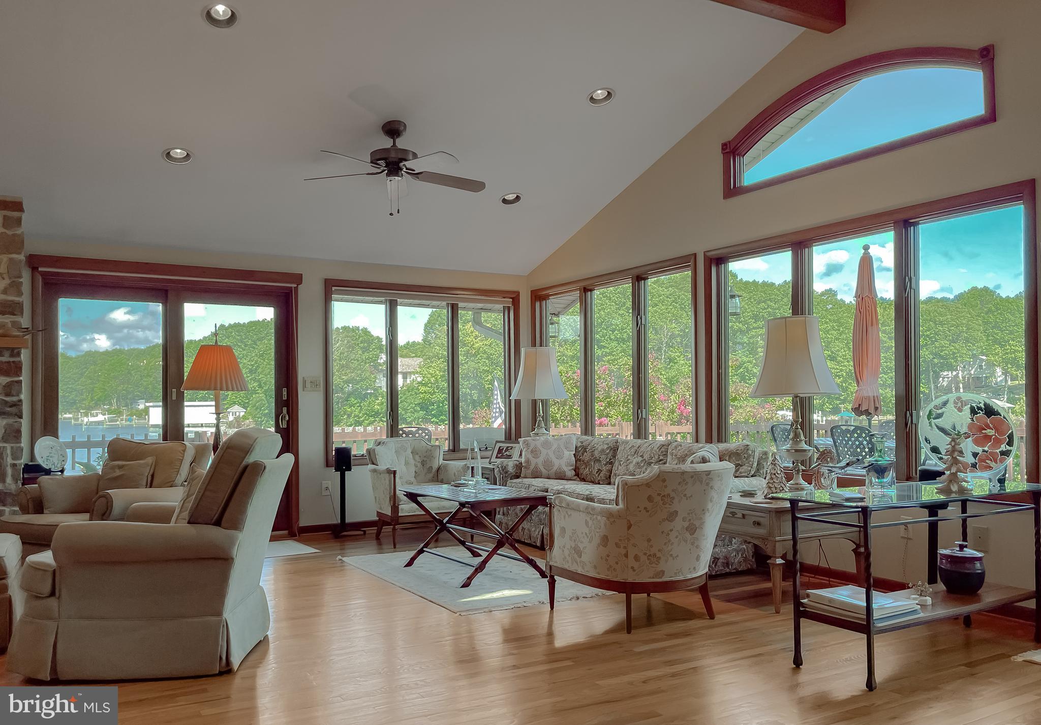 DRUM POINT - Residential