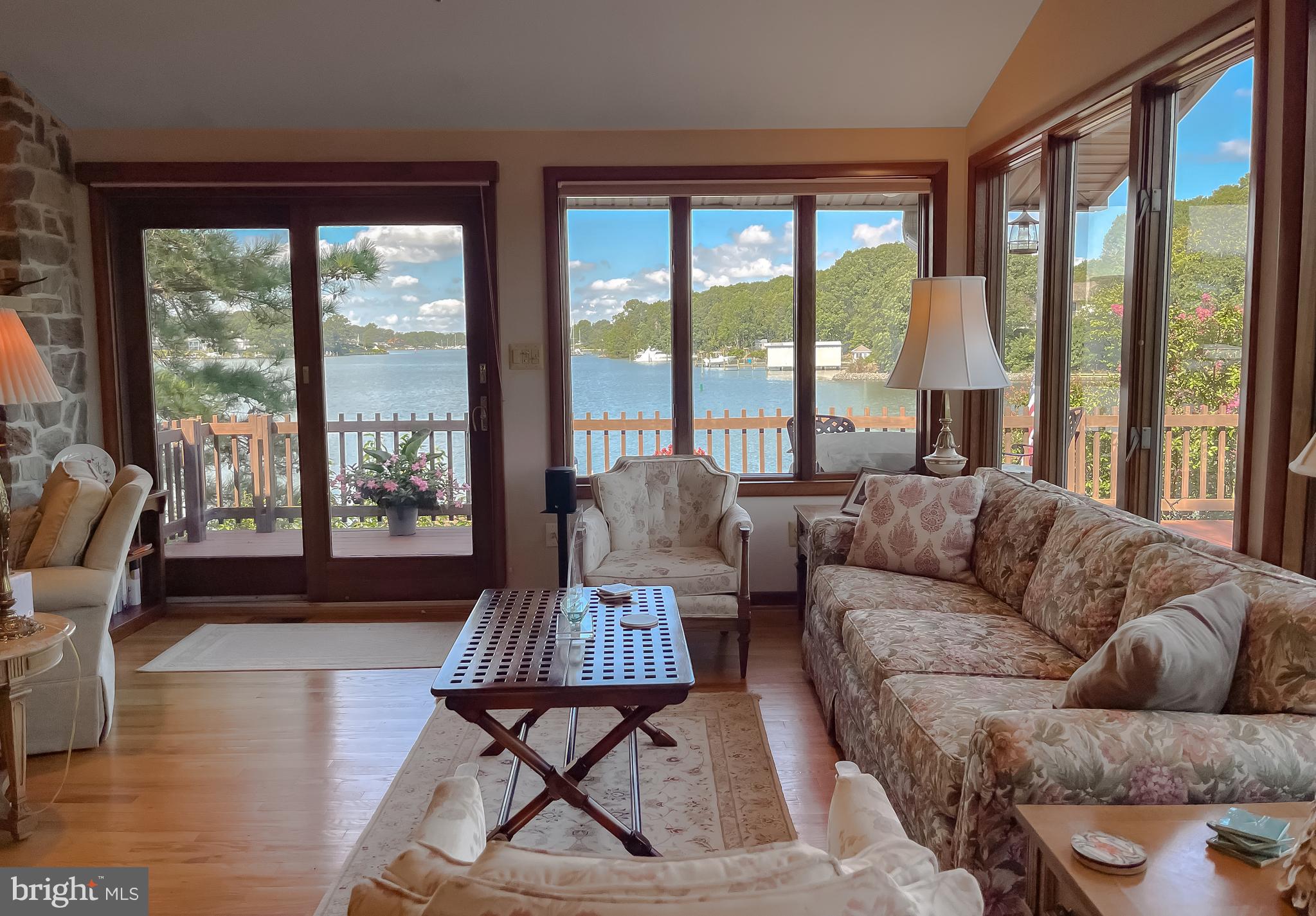 DRUM POINT - Residential