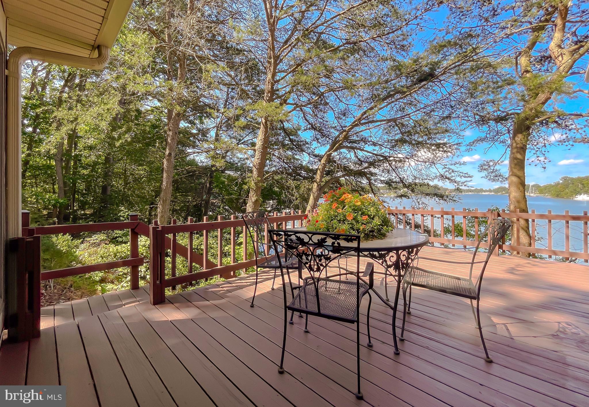 DRUM POINT - Residential