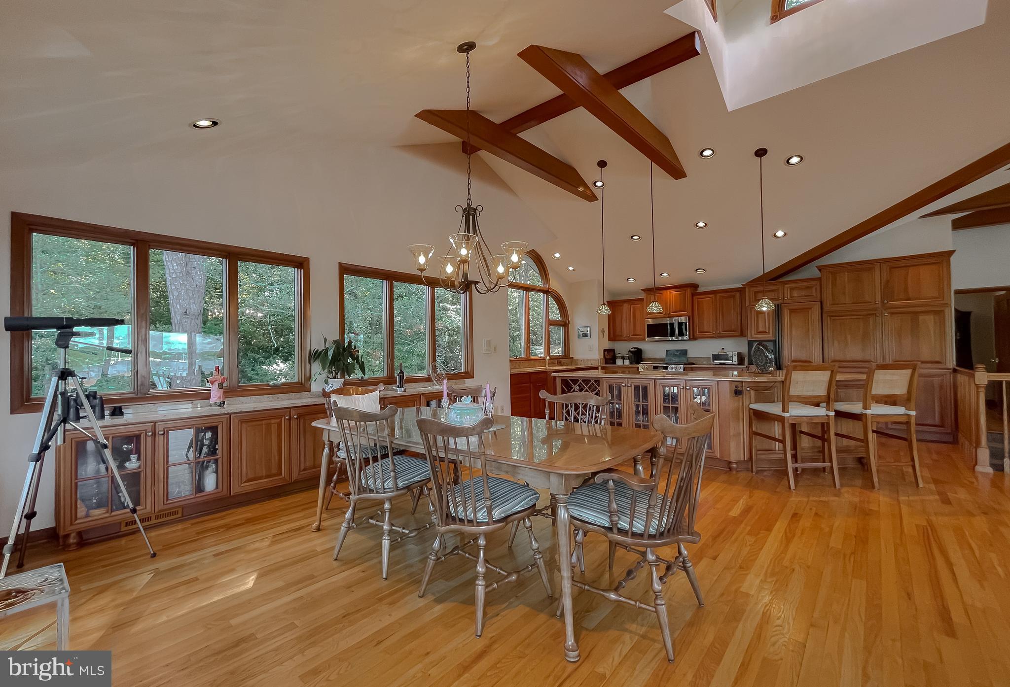 DRUM POINT - Residential