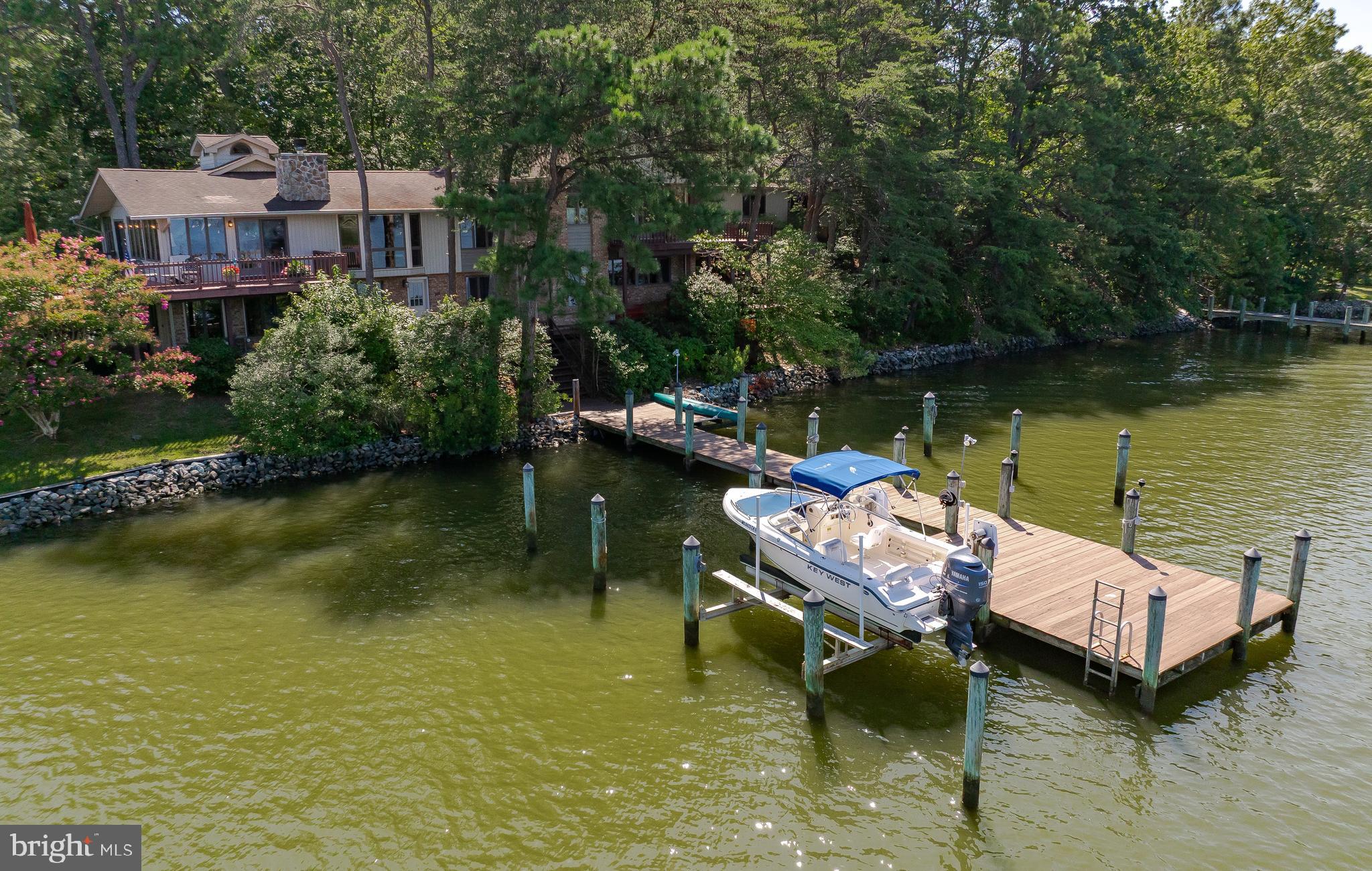 DRUM POINT - Residential