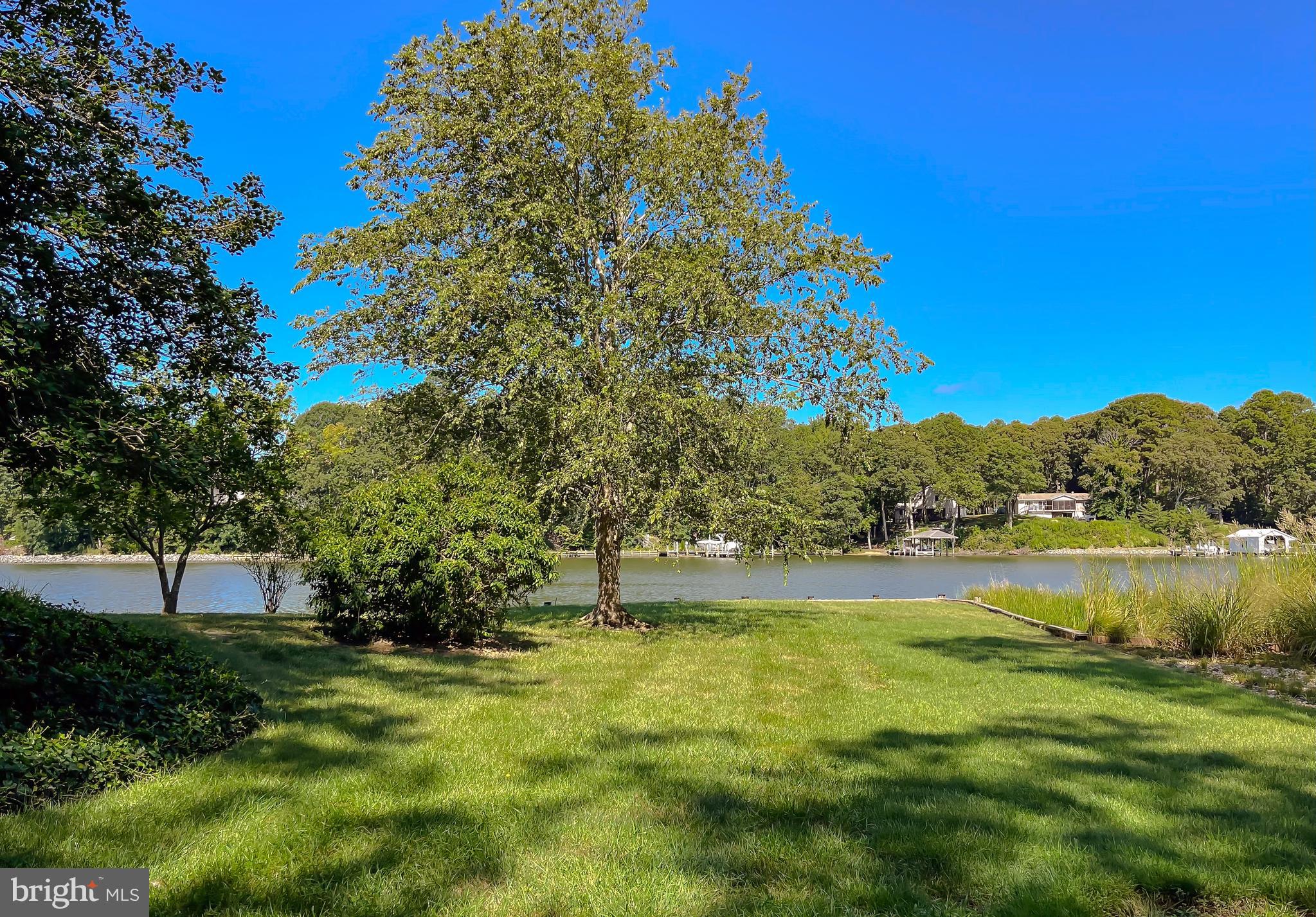 DRUM POINT - Residential