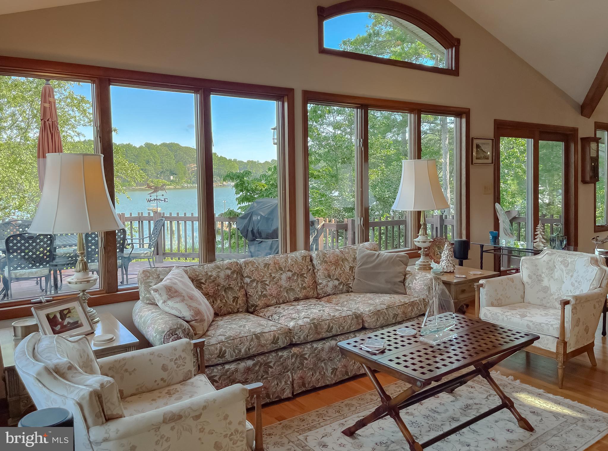 DRUM POINT - Residential