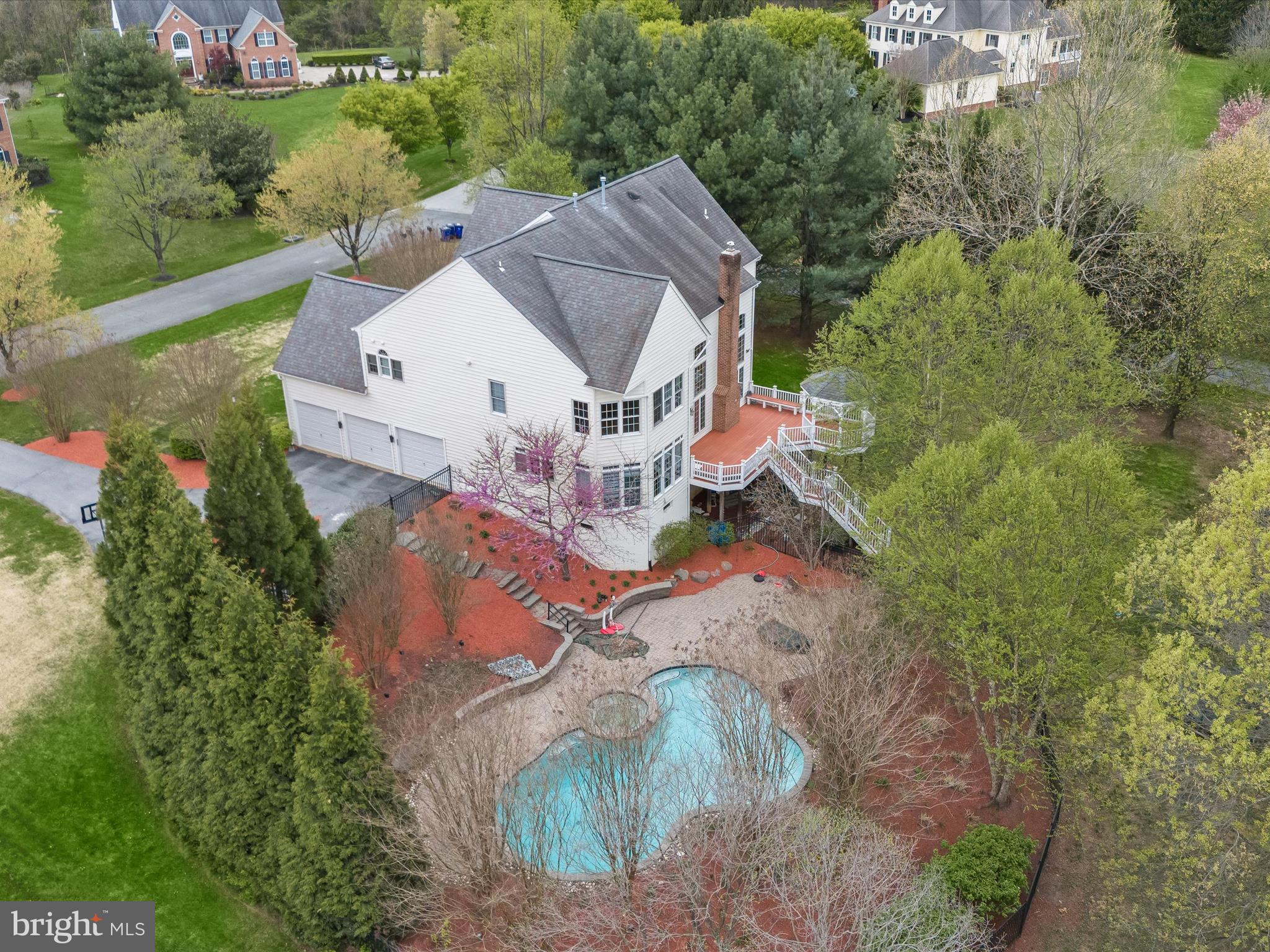 8064 HUNTERBROOKE LANE