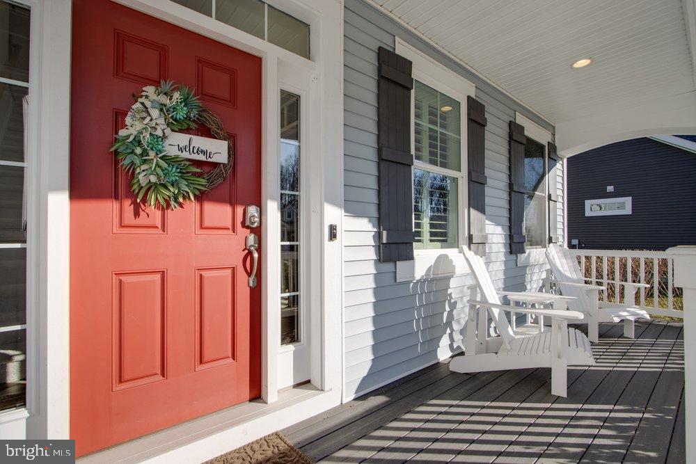 34092 CHARLESTON LANE