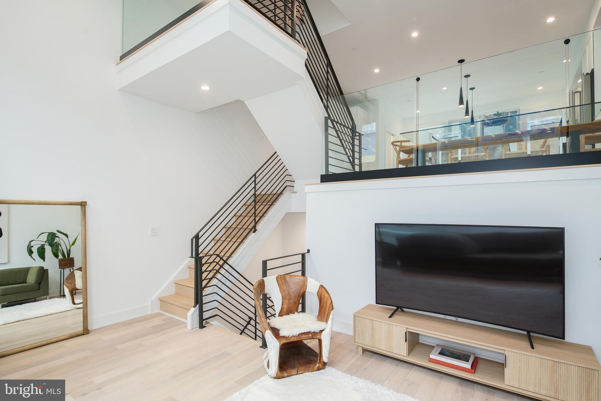 GRADUATE HOSPITAL - Residential Lease