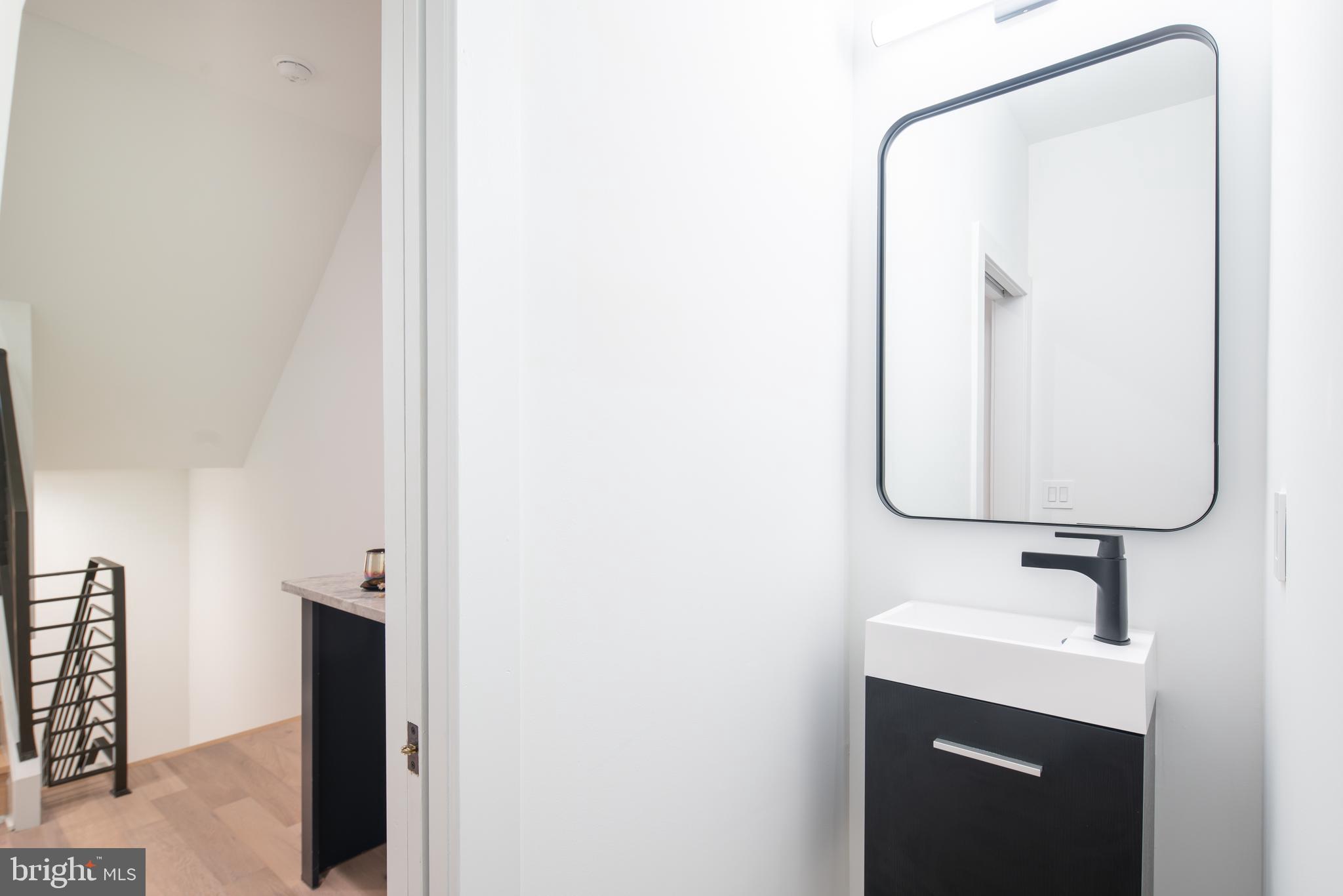 GRADUATE HOSPITAL - Residential Lease