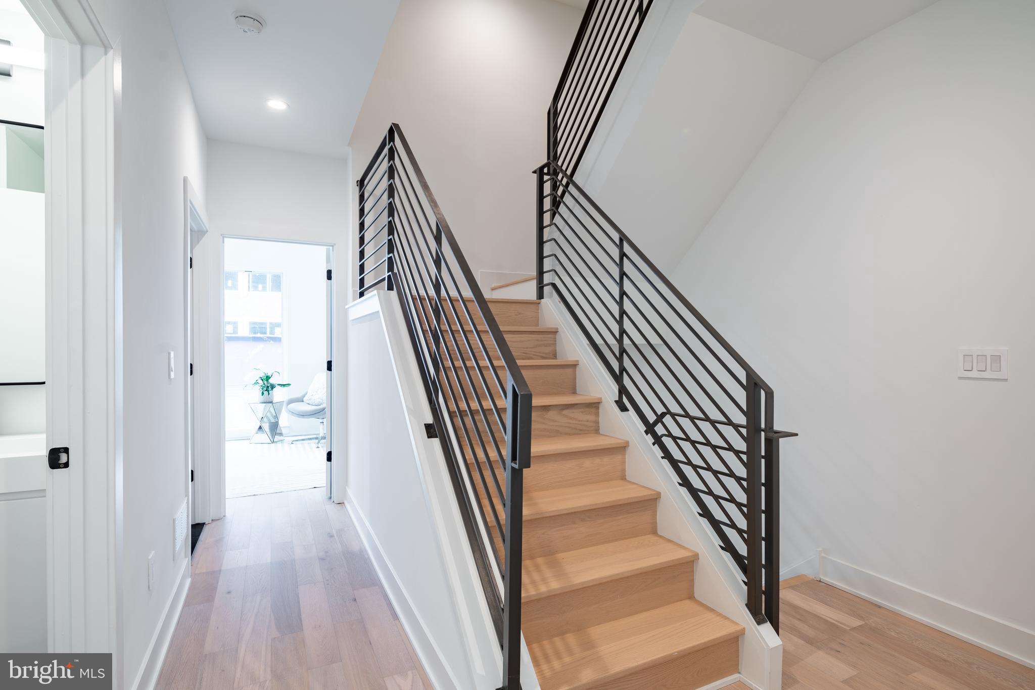 GRADUATE HOSPITAL - Residential Lease