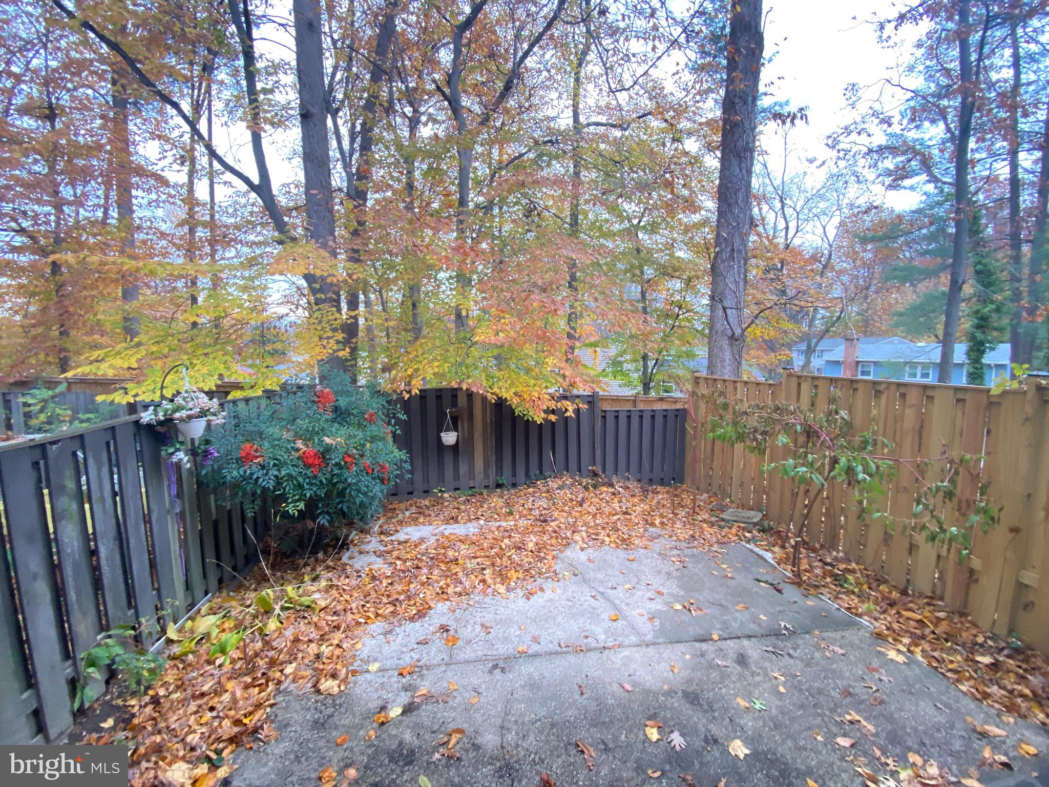 KEENE MILL WOODS - Residential Lease