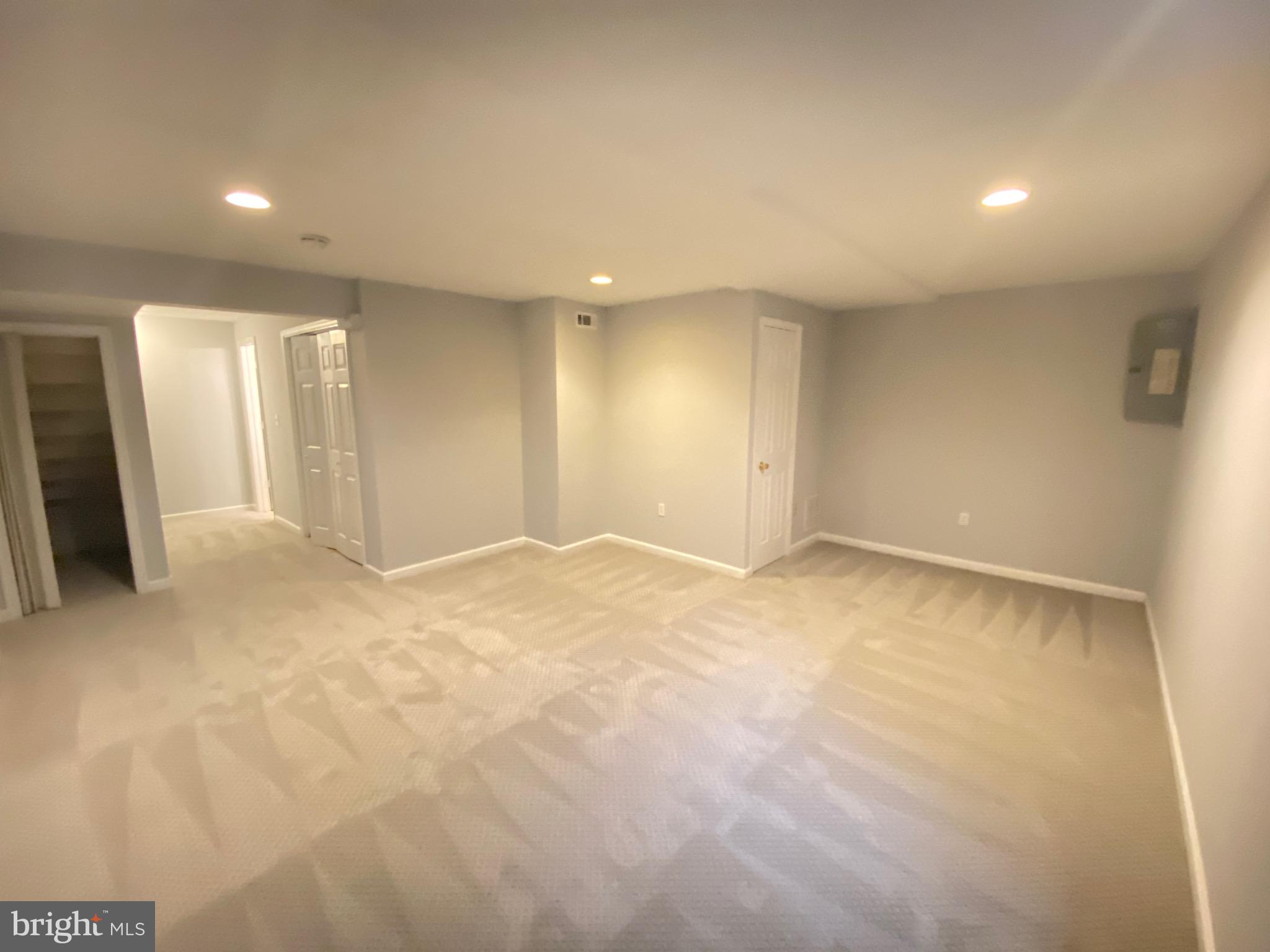 KEENE MILL WOODS - Residential Lease