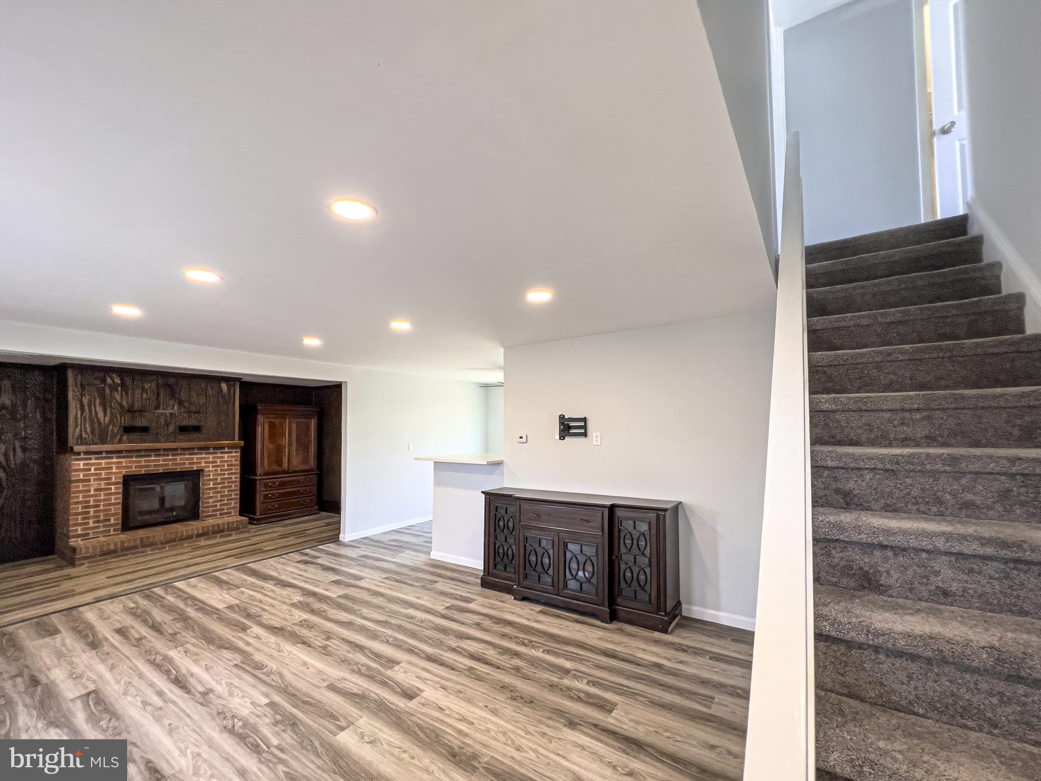KENWOOD - Residential