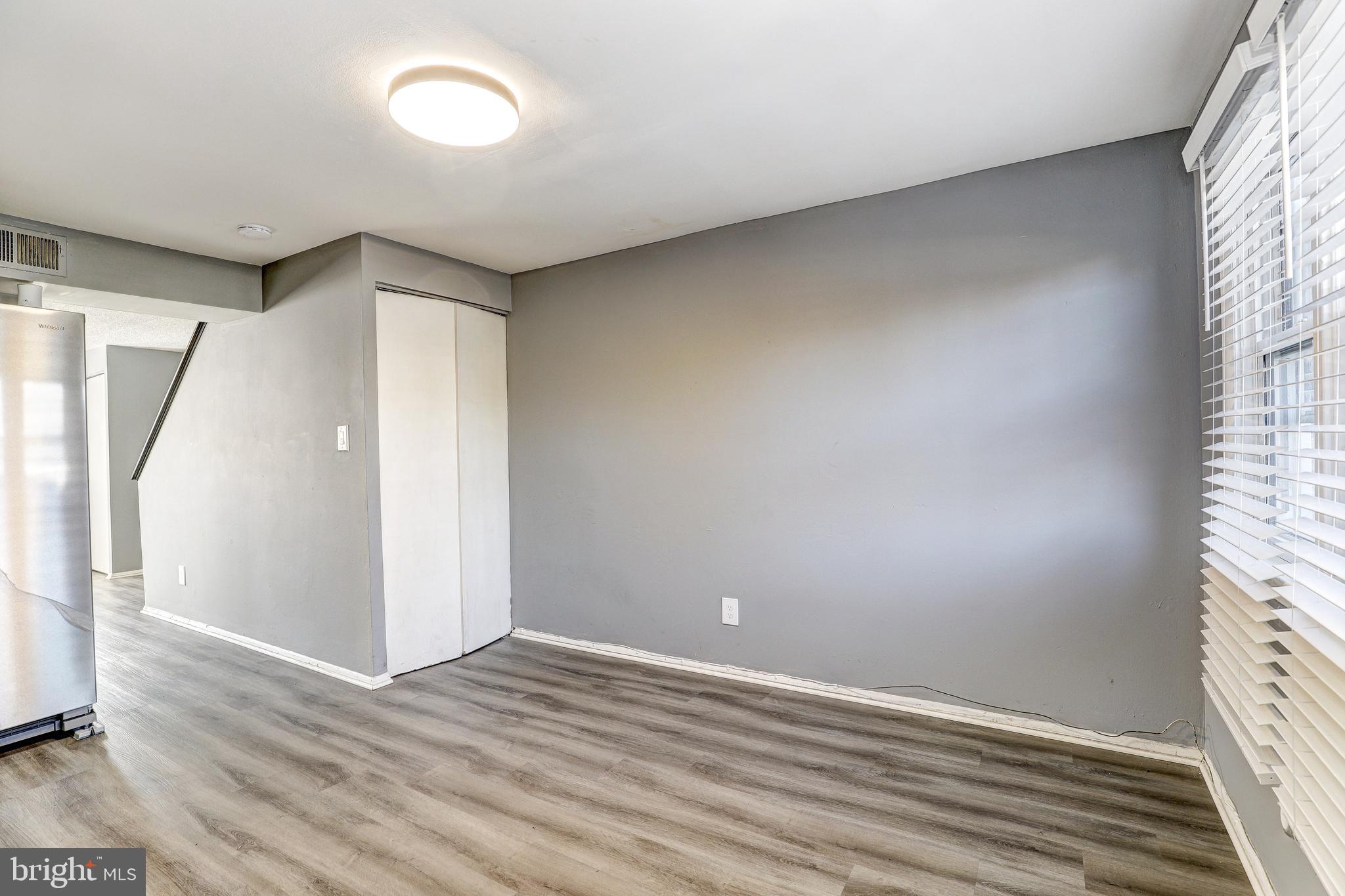 2707 MARBOURNE AVENUE