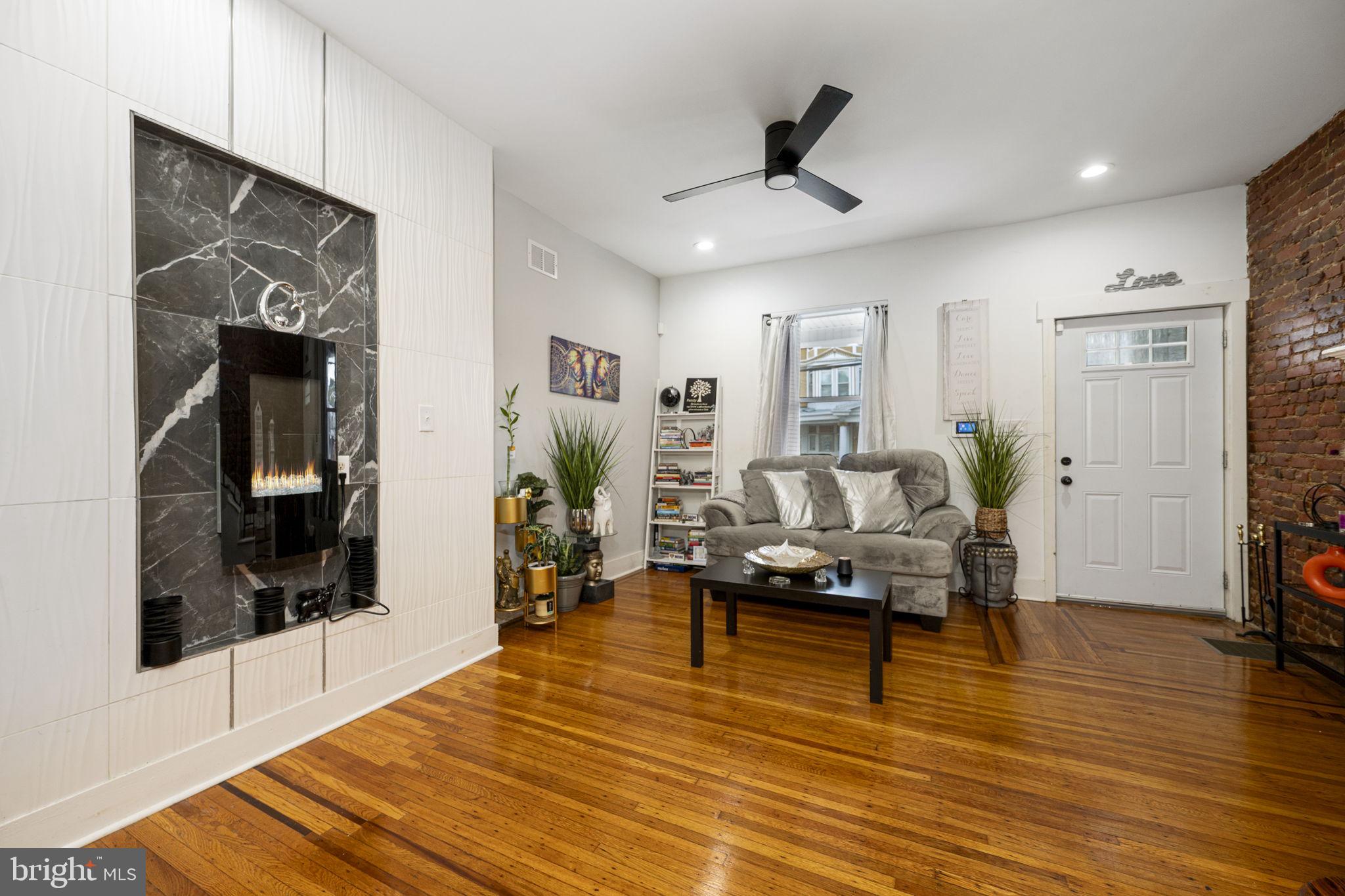 COBBS CREEK - Residential