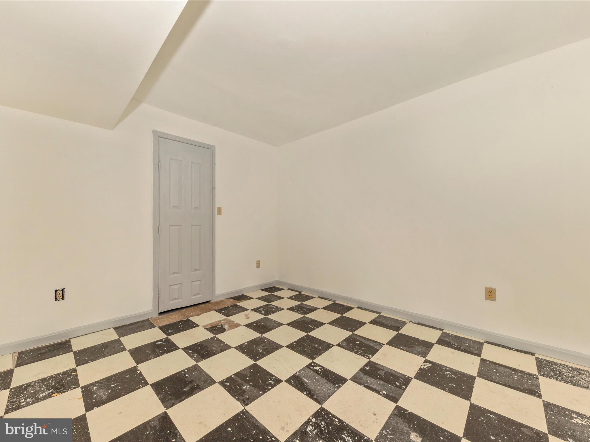 FOXLAIR ACRES - Residential