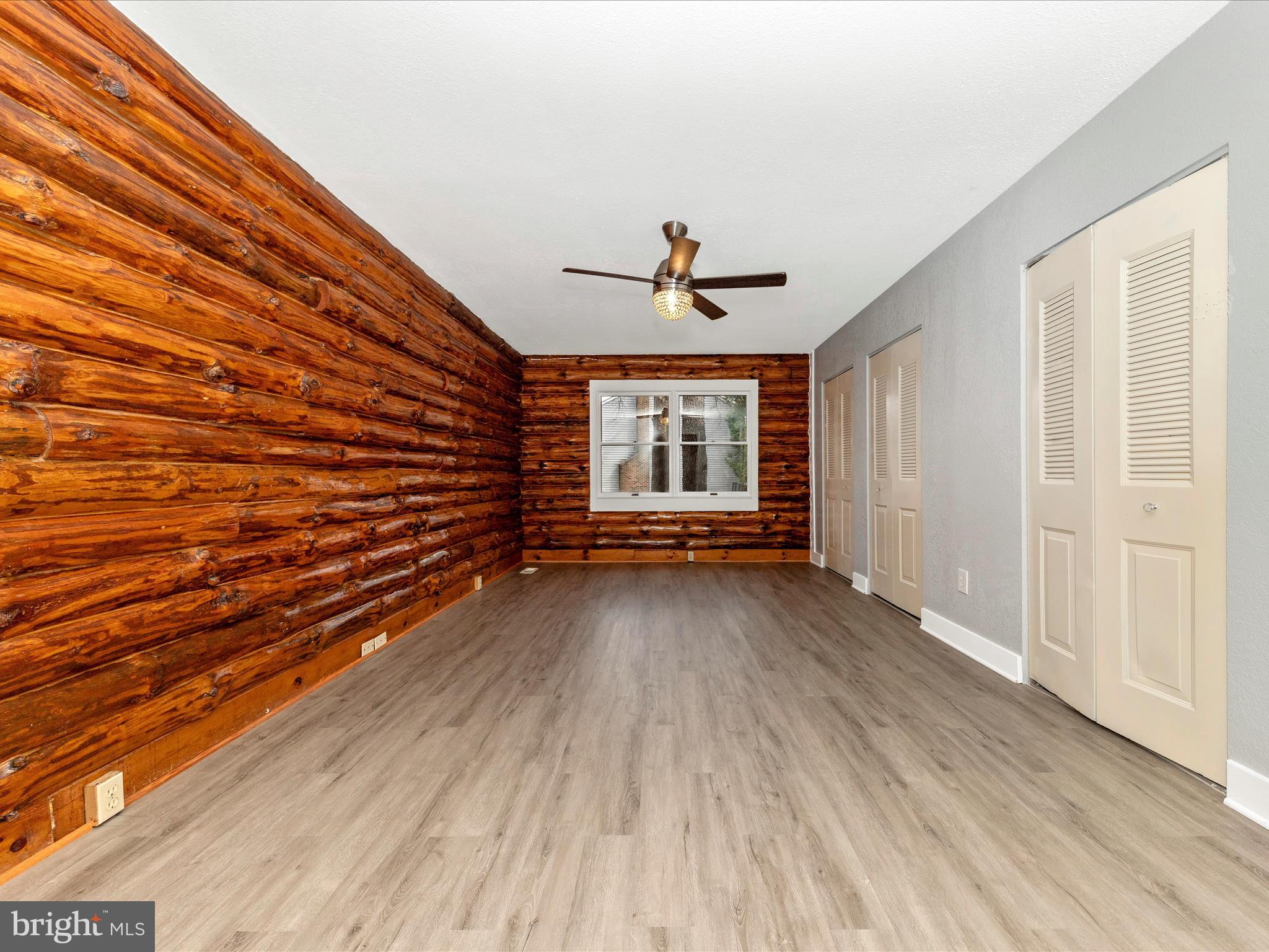 FOXLAIR ACRES - Residential