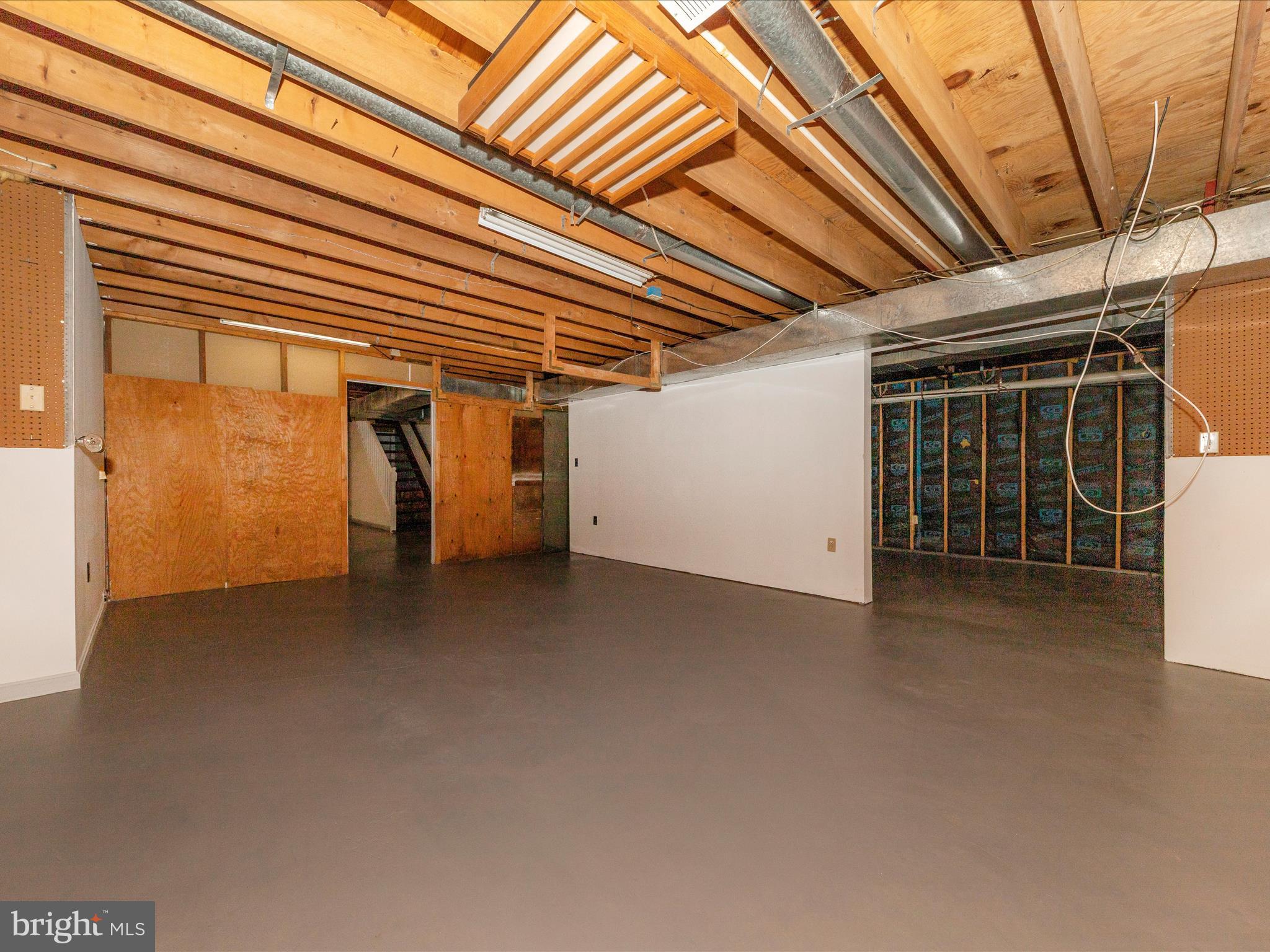 FOXLAIR ACRES - Residential