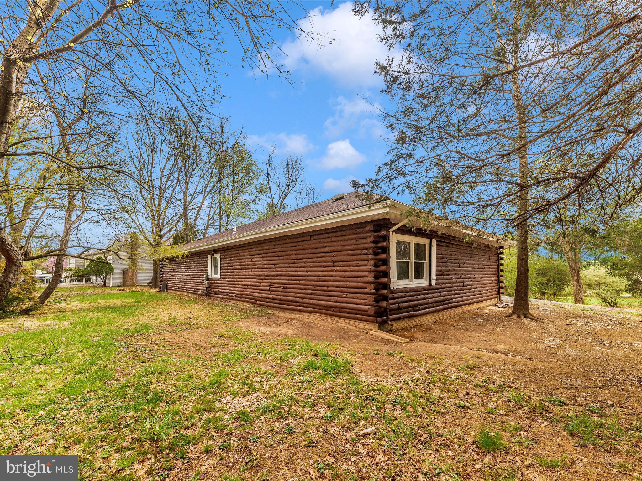 FOXLAIR ACRES - Residential