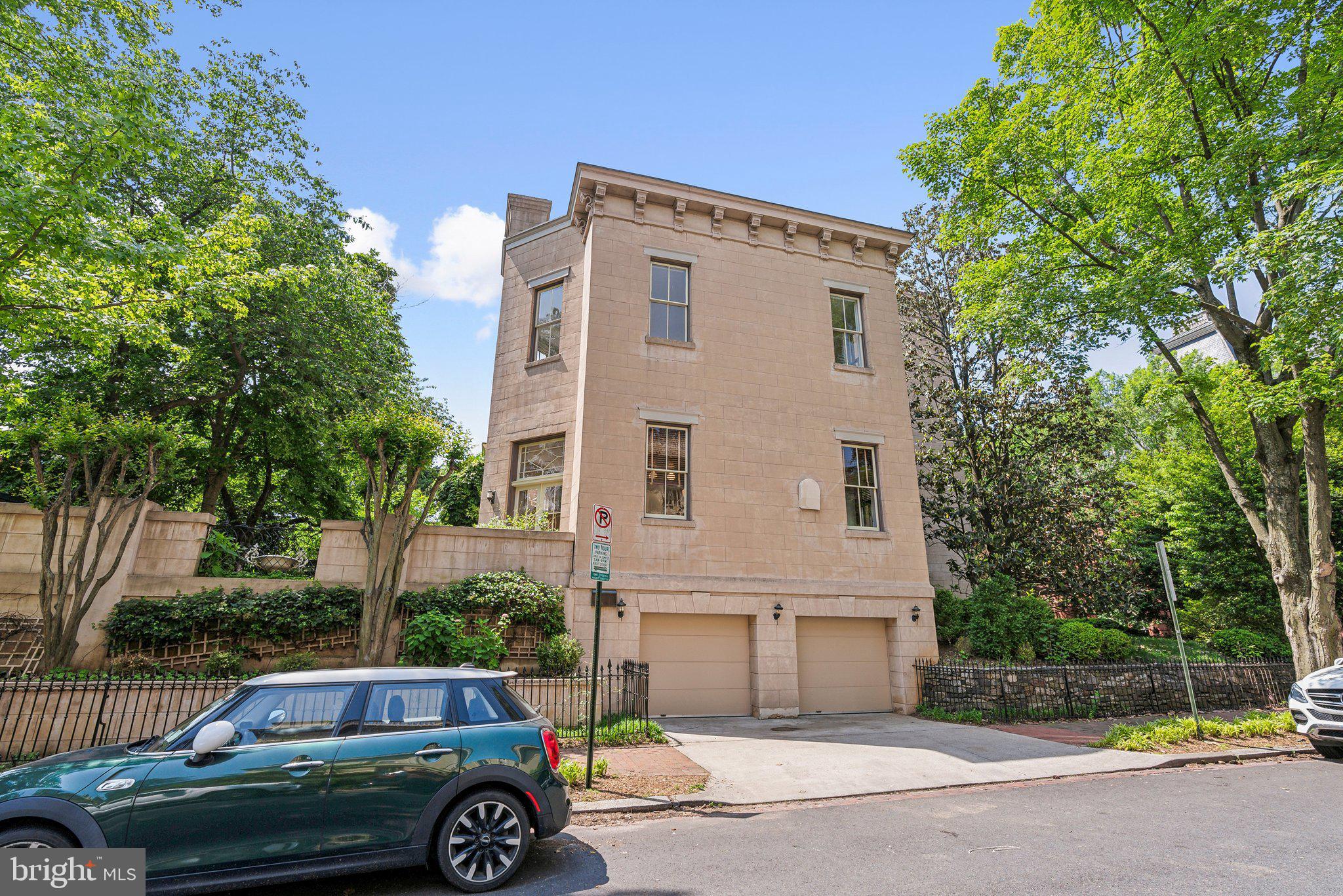 GEORGETOWN - Residential