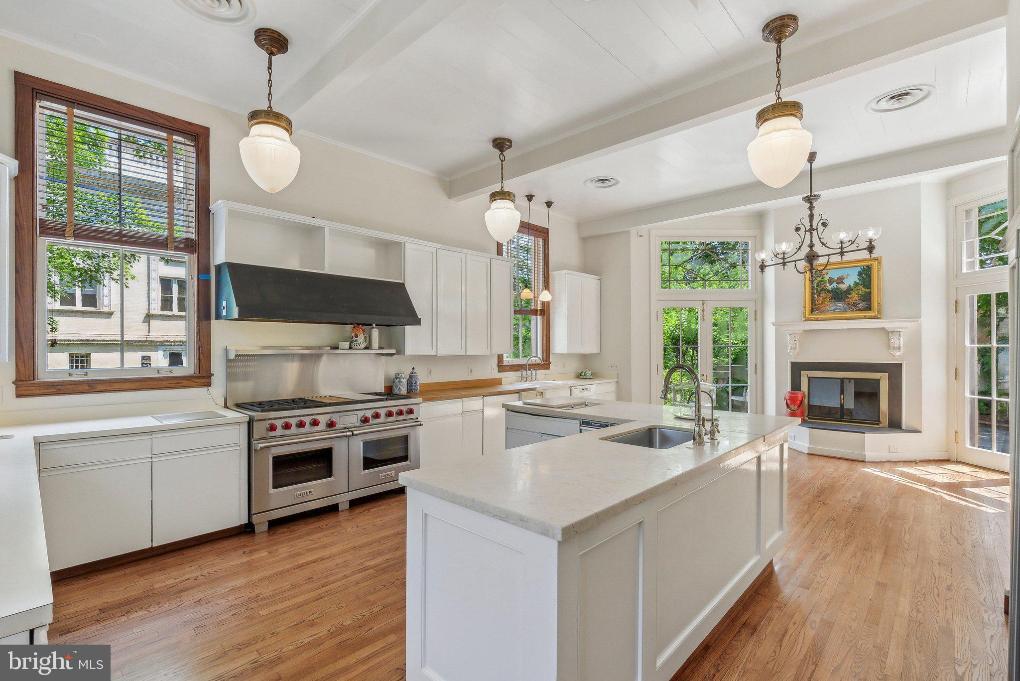 GEORGETOWN - Residential