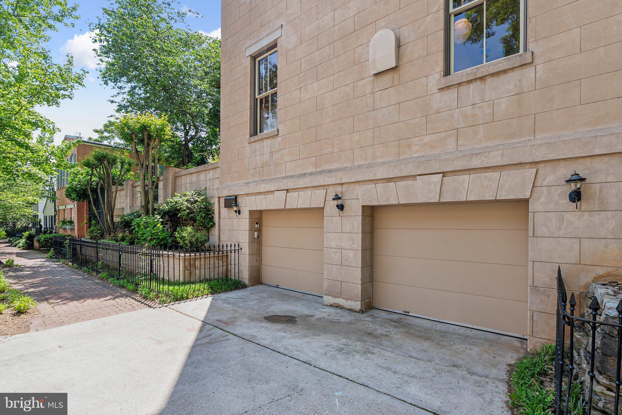 GEORGETOWN - Residential