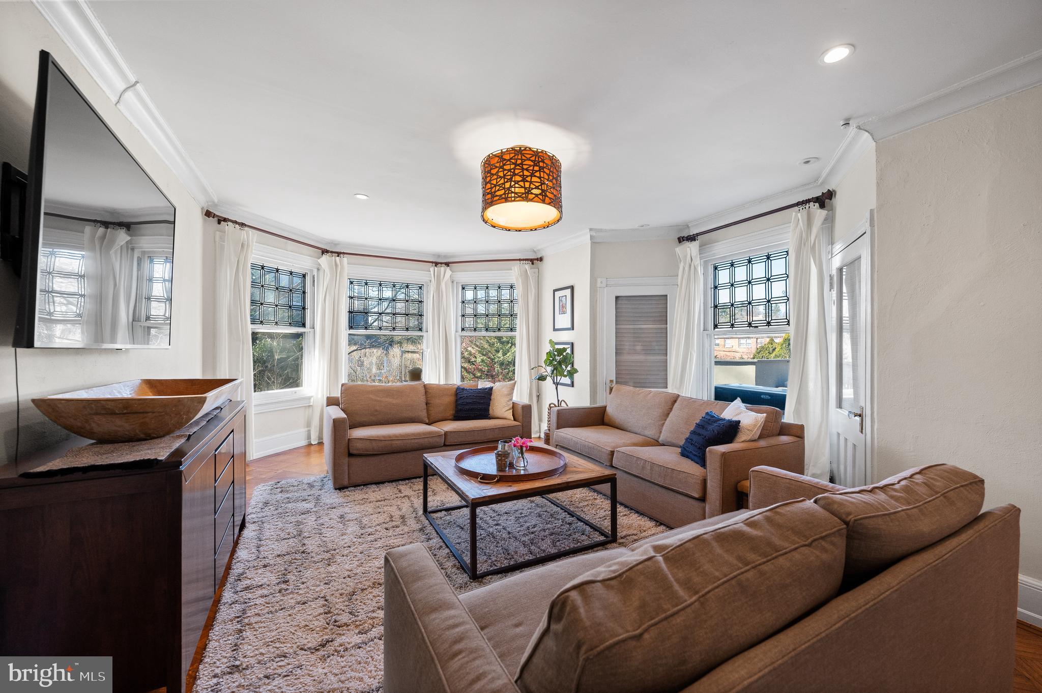 SOUTH WAYNE - Residential