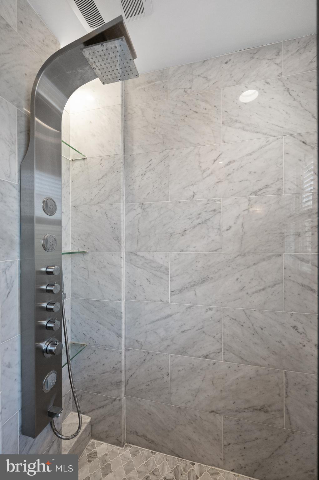 SOUTH WAYNE - Residential