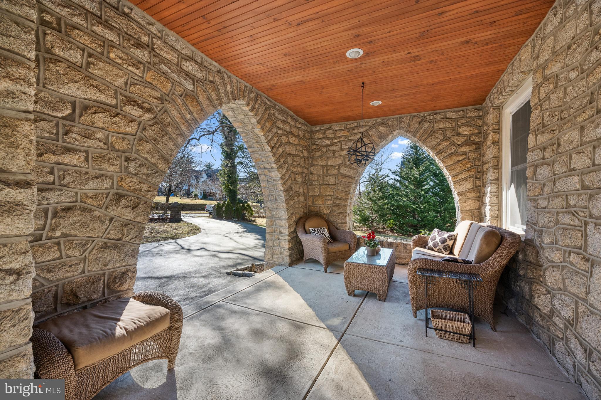 SOUTH WAYNE - Residential