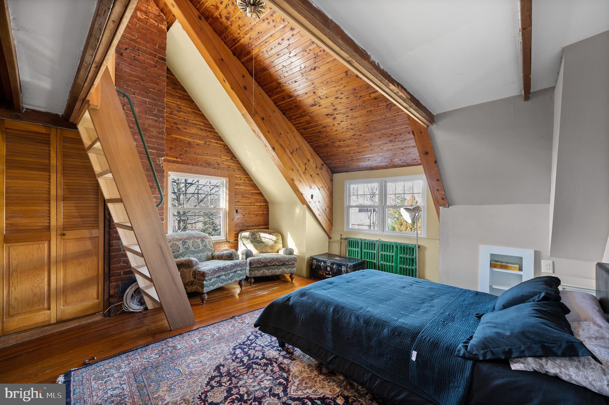 SOUTH WAYNE - Residential