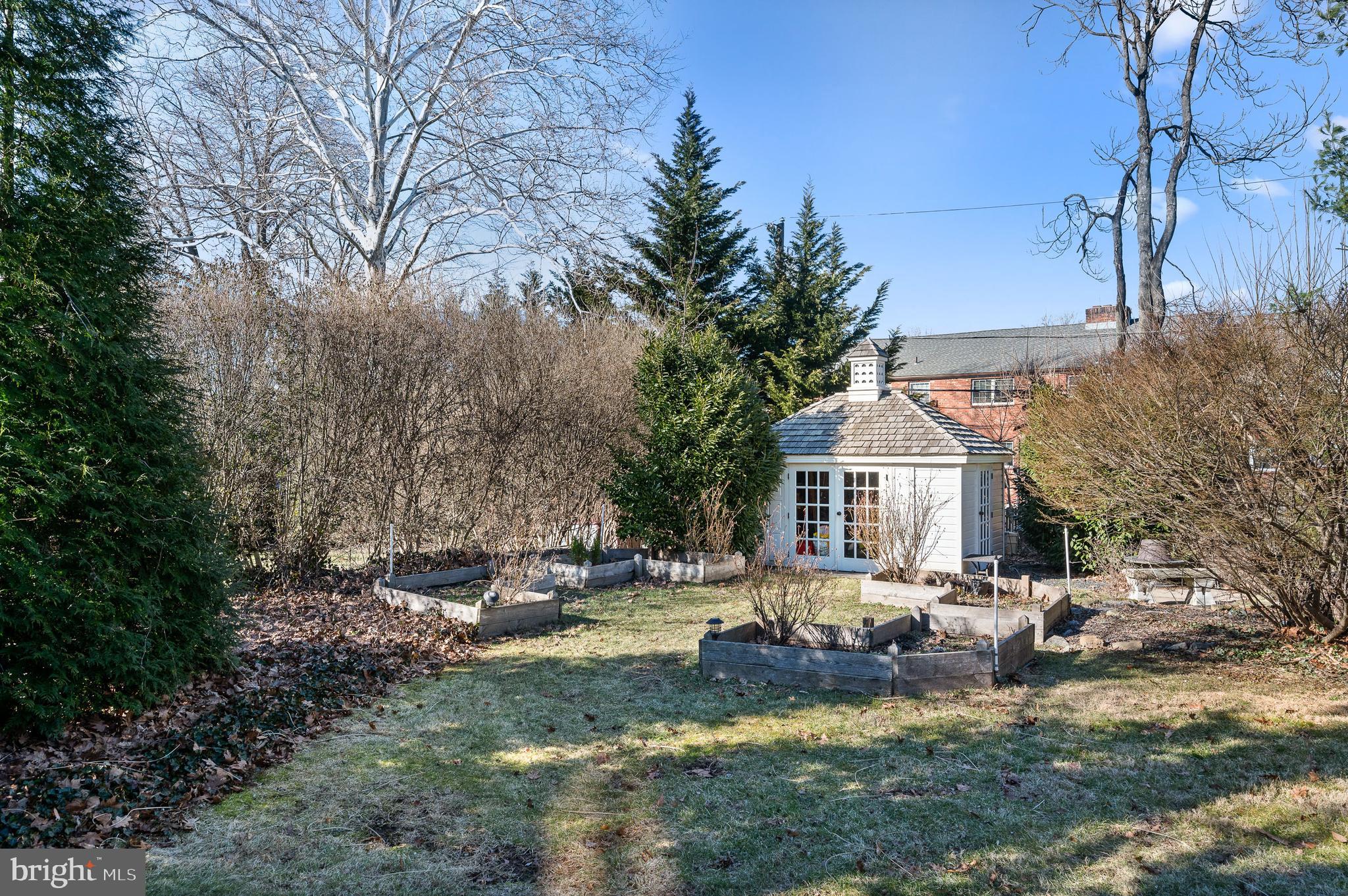 SOUTH WAYNE - Residential