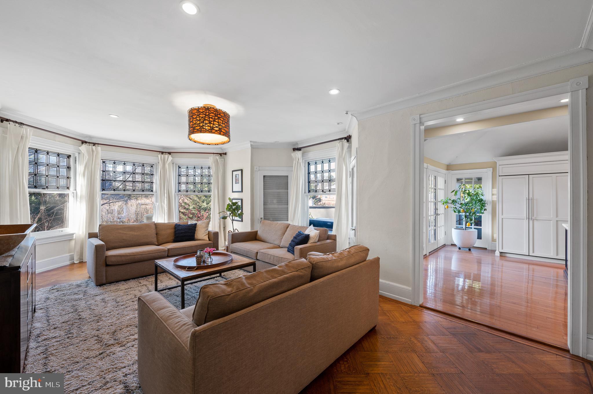 SOUTH WAYNE - Residential