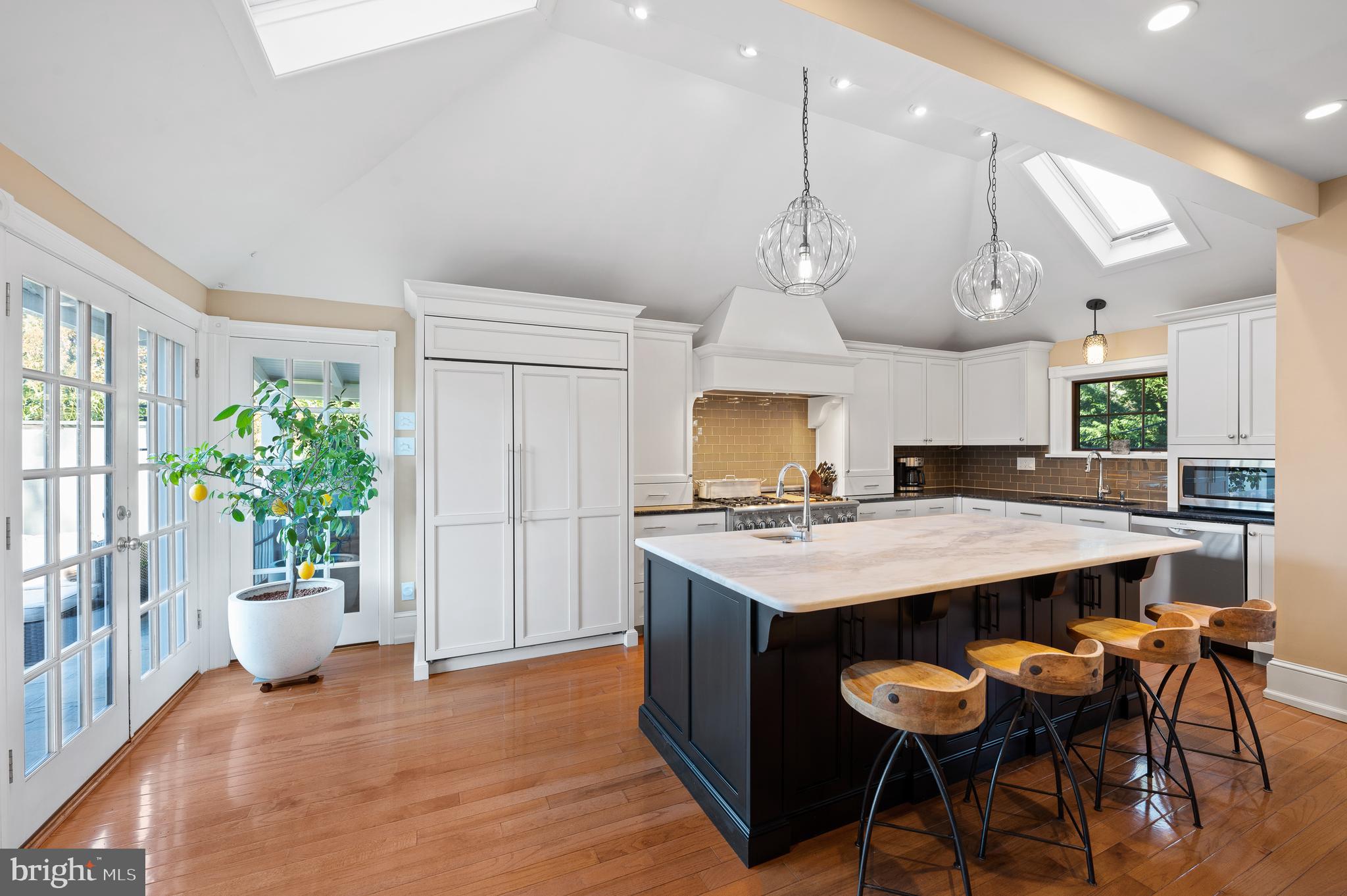 SOUTH WAYNE - Residential