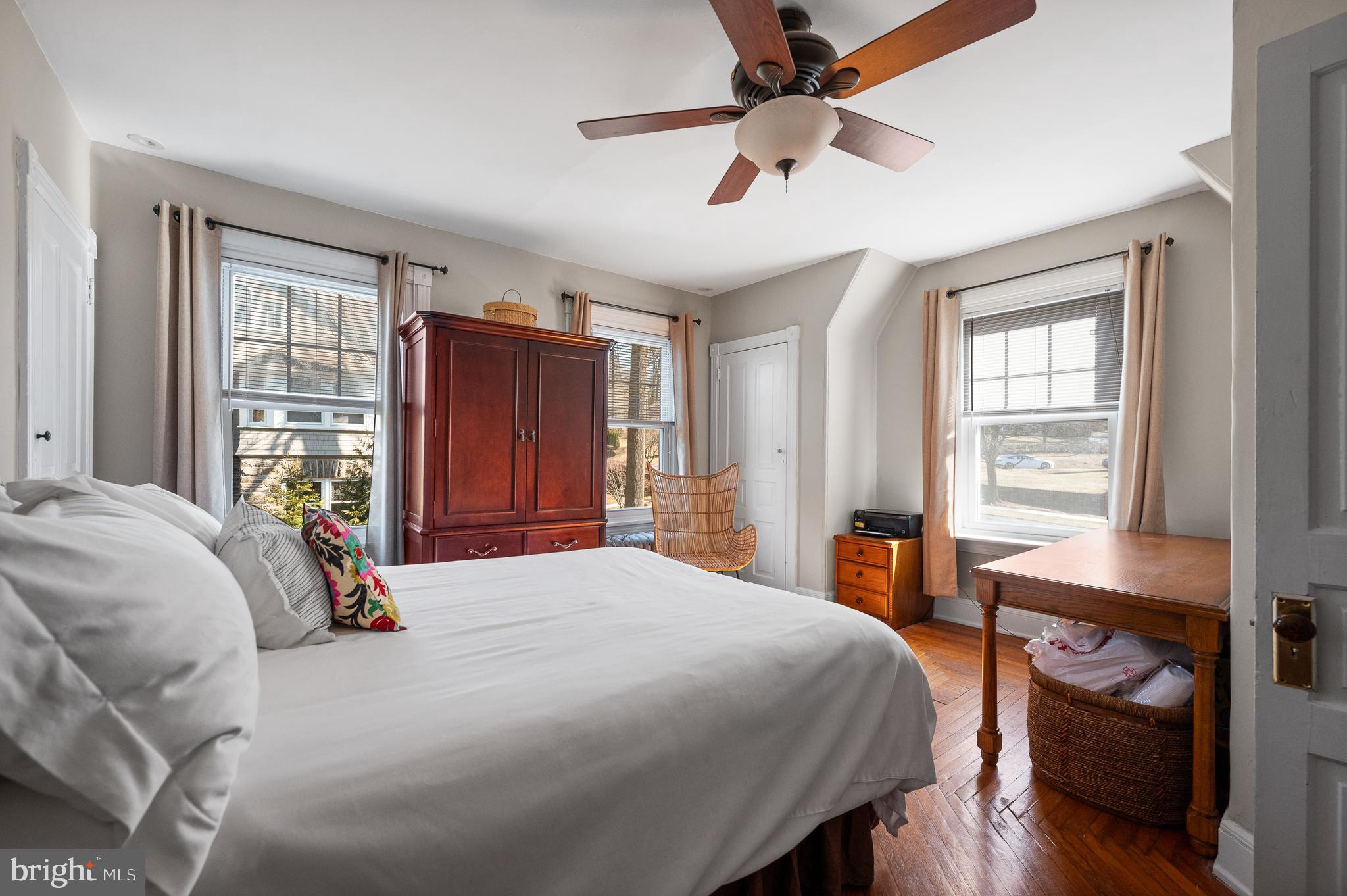 SOUTH WAYNE - Residential