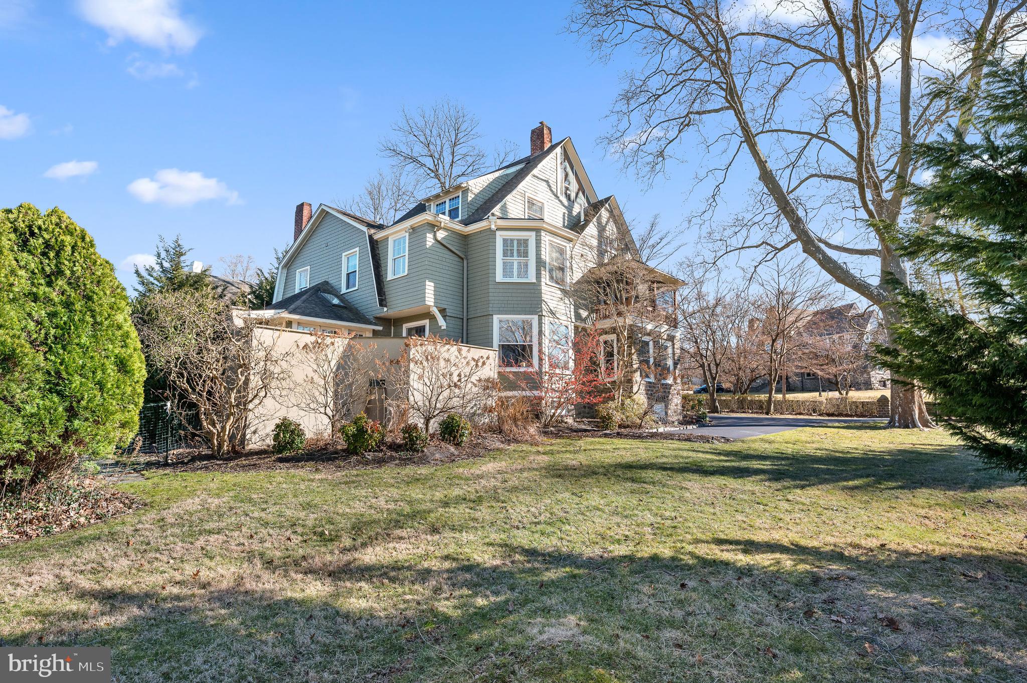 SOUTH WAYNE - Residential