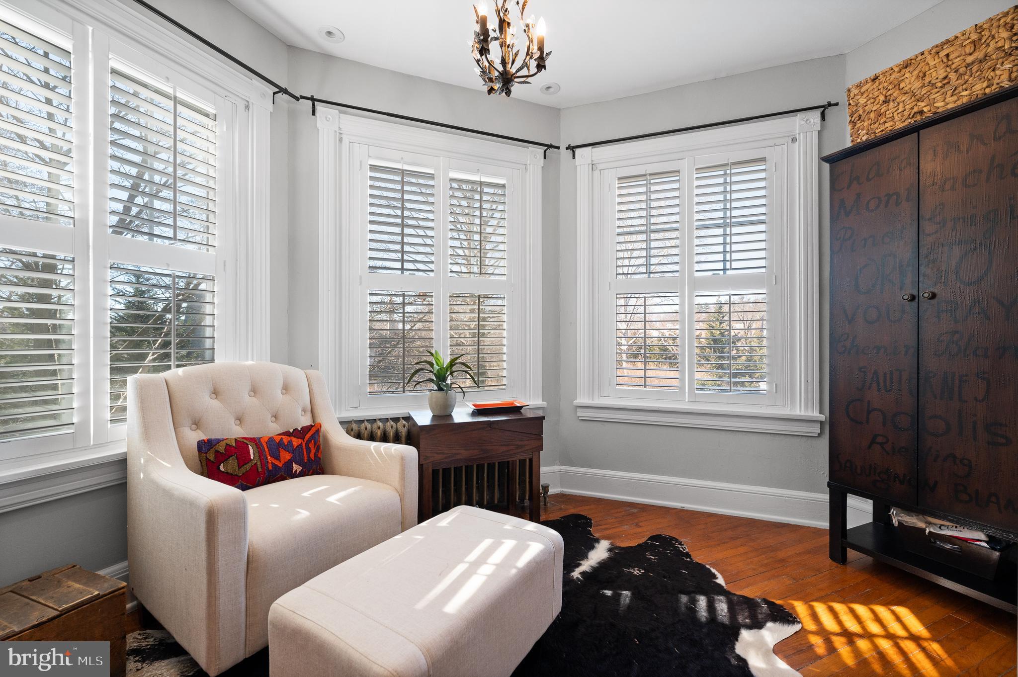 SOUTH WAYNE - Residential