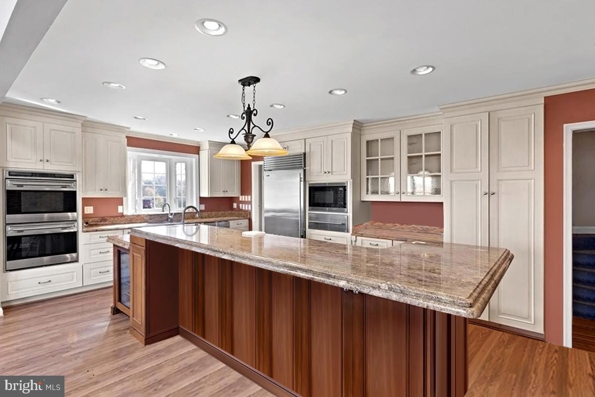 CANOE NECK CREEK - Residential