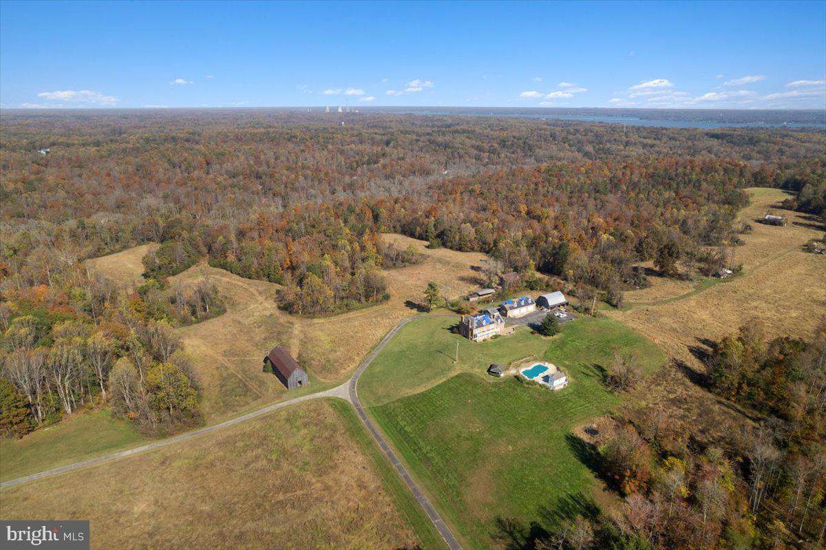 CANOE NECK CREEK - Residential