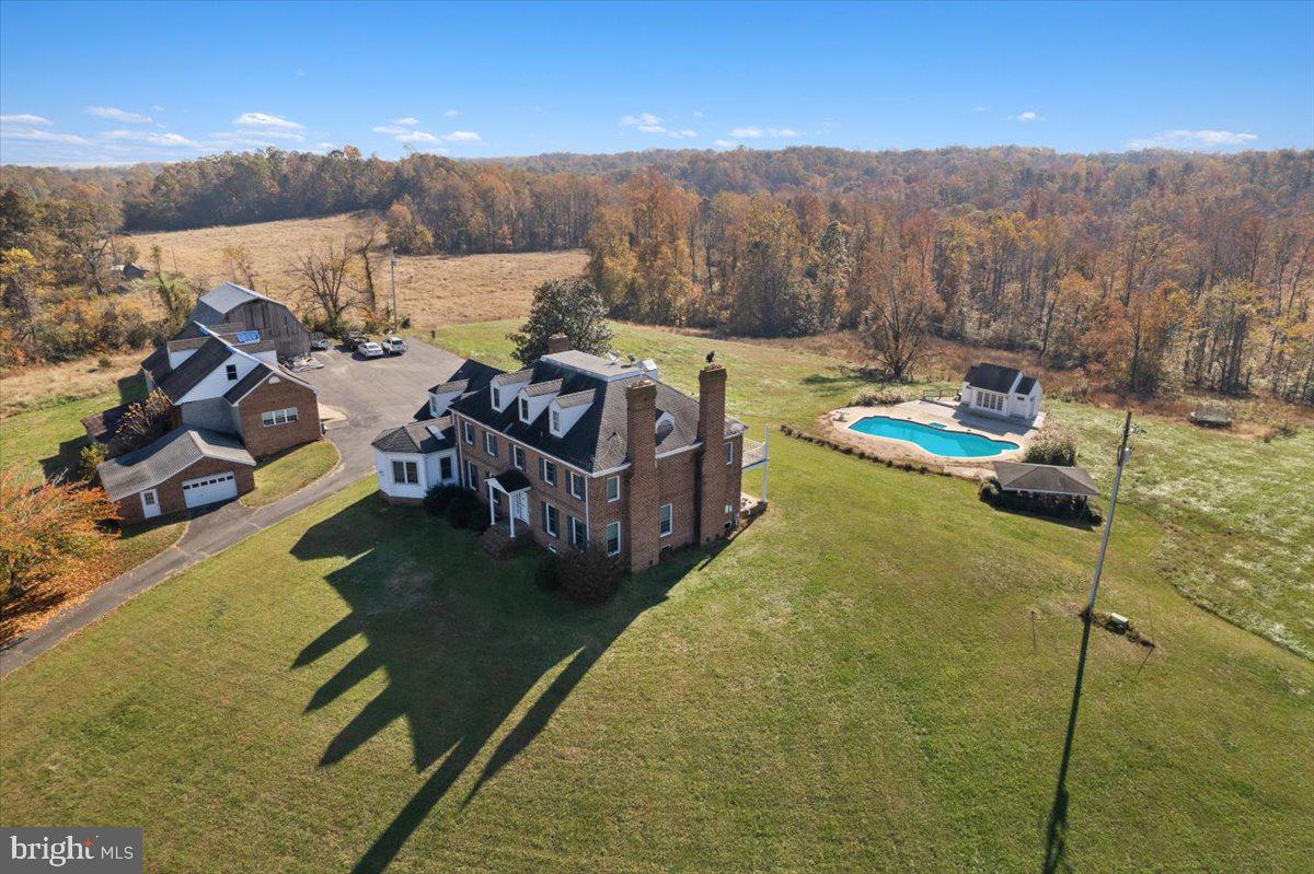 CANOE NECK CREEK - Residential