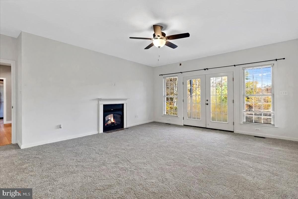 CANOE NECK CREEK - Residential