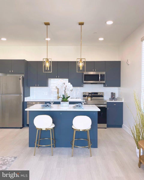 Condo For Rent - 520 S Caroline Street #206<br/> BALTIMORE, MD 21231