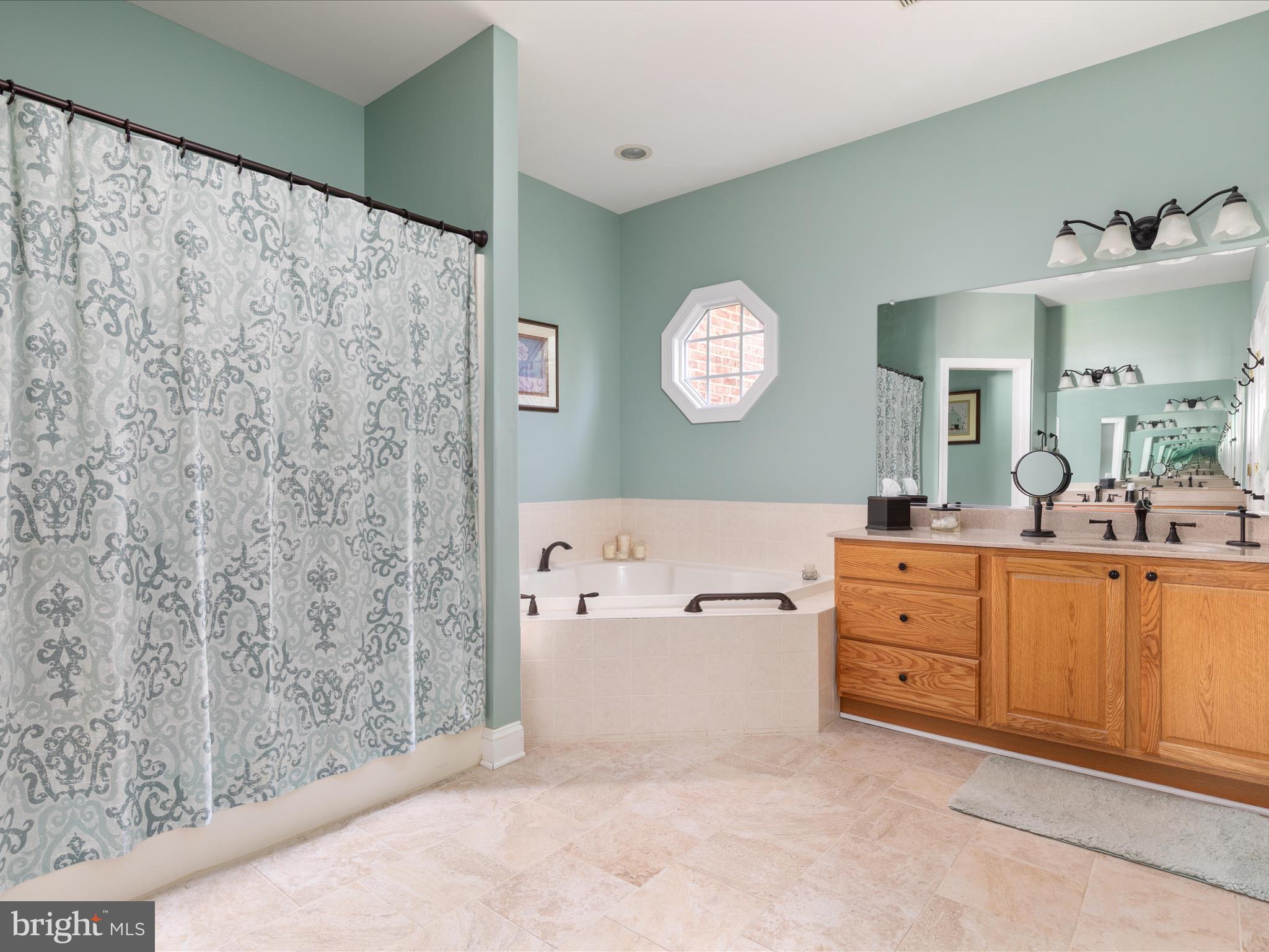 JACKSONS MEADOW - Residential