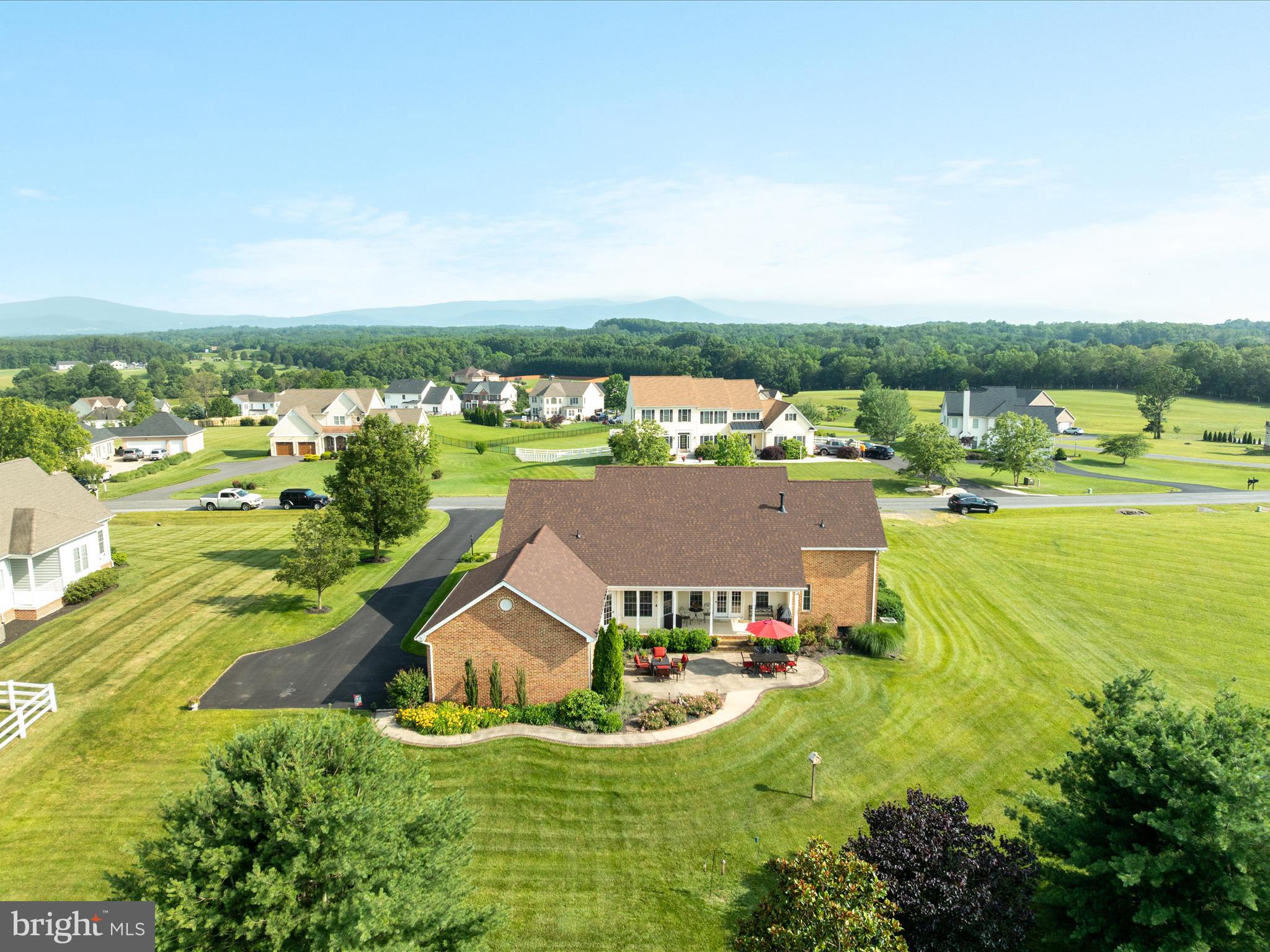 JACKSONS MEADOW - Residential