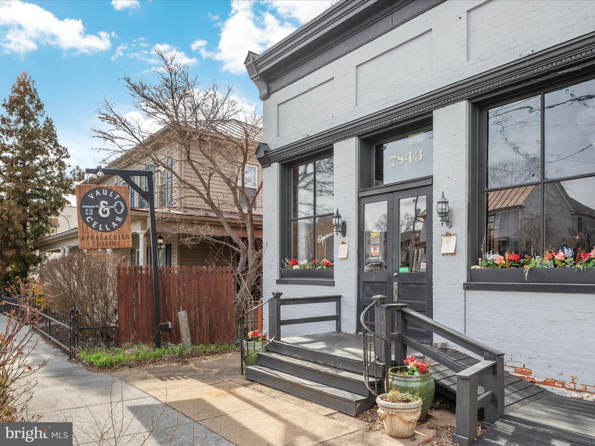 JACKSONS MEADOW - Residential