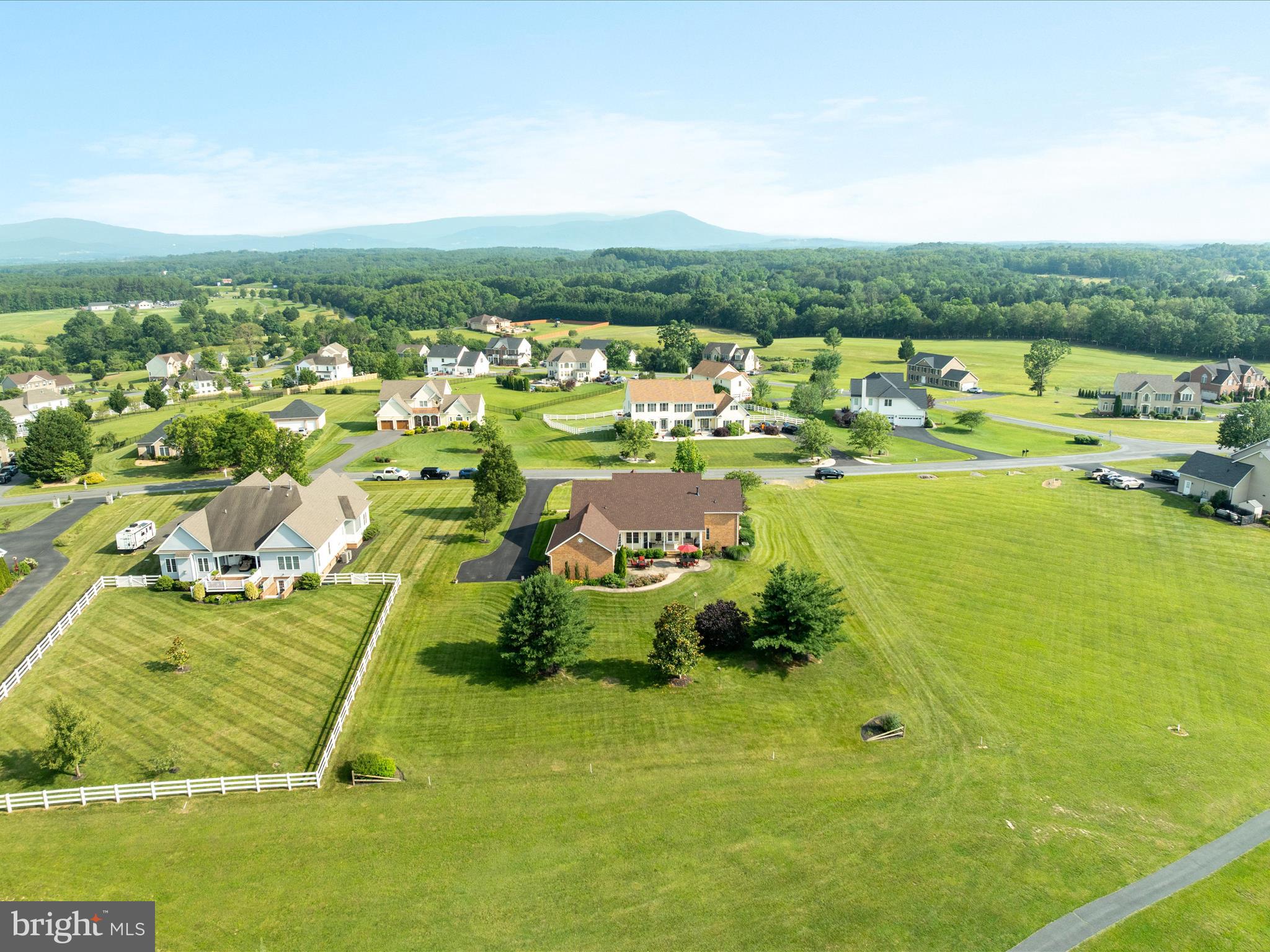JACKSONS MEADOW - Residential