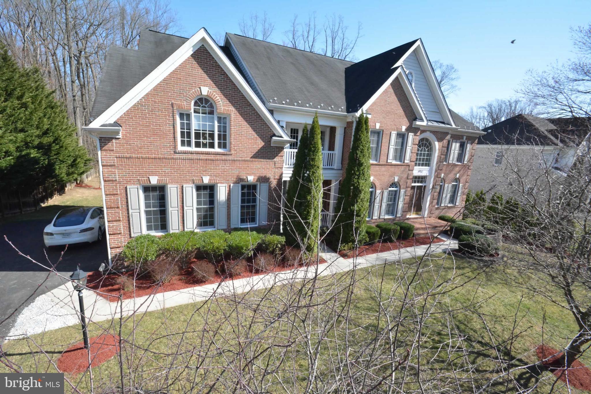 LEEHIGH VILLAGE - Residential